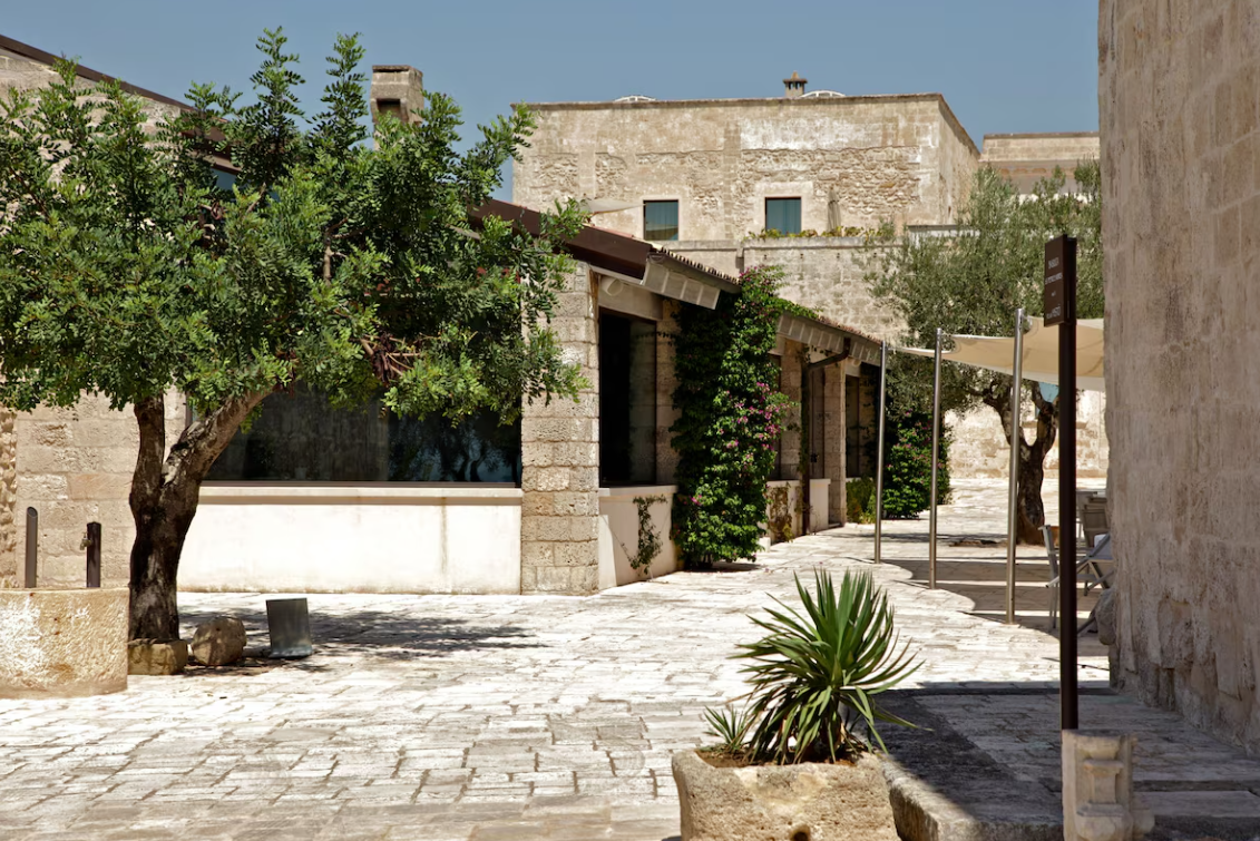 1. the building (4).png