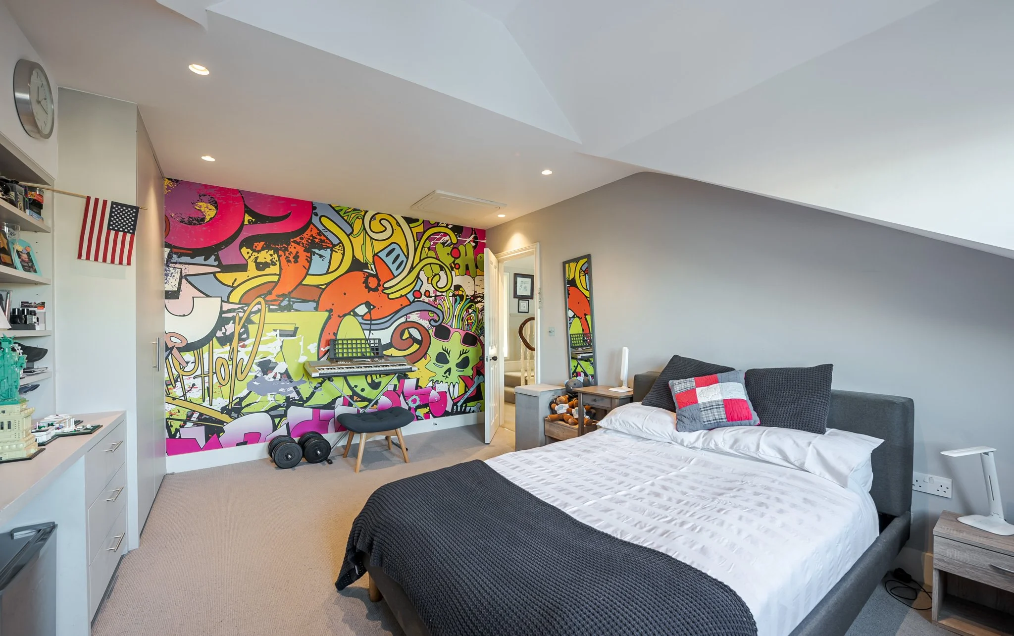 Location Creation: Ritherdon Road: bedroom wallpaper.jpg