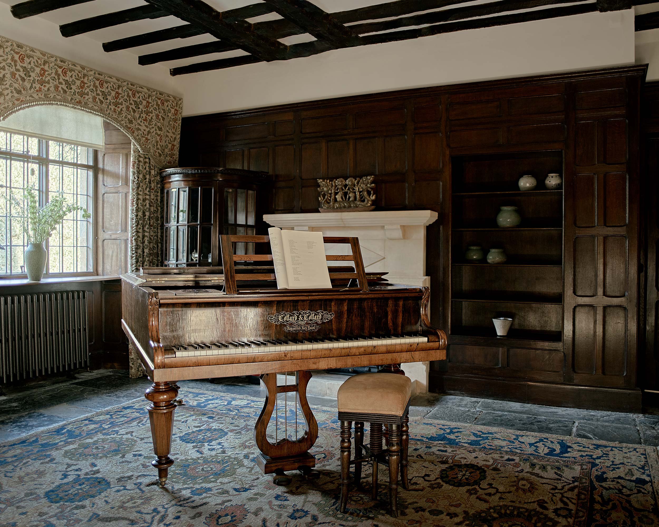 Pye_Corner_Luxury_House_Cotswolds_piano.jpg