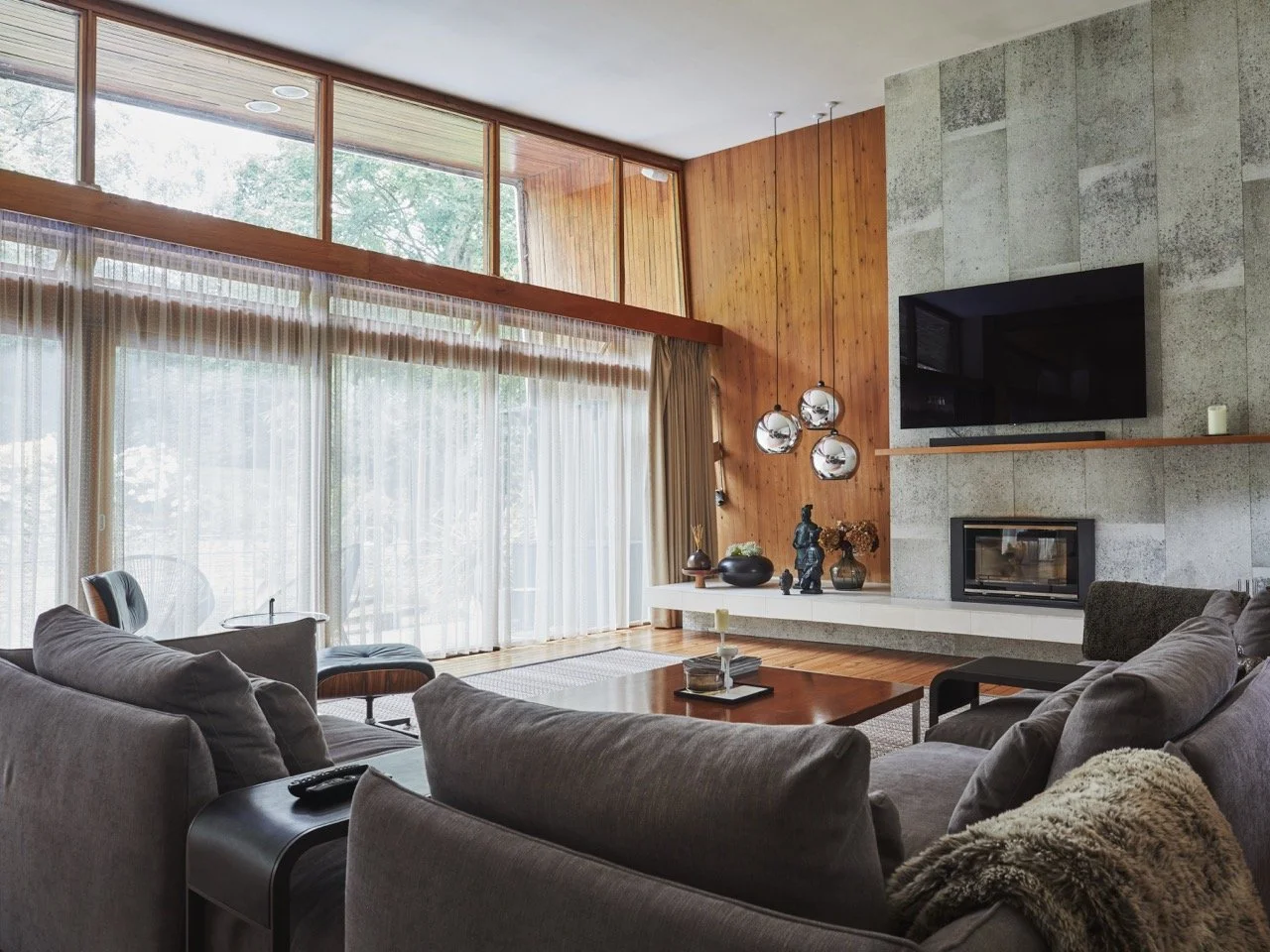 JJ-LOCATIONS-RIVERSIDE-0477 Large.jpeg