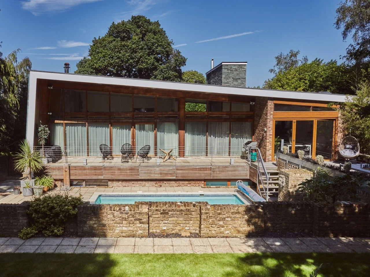 JJ-LOCATIONS-RIVERSIDE-0700 Large.jpeg