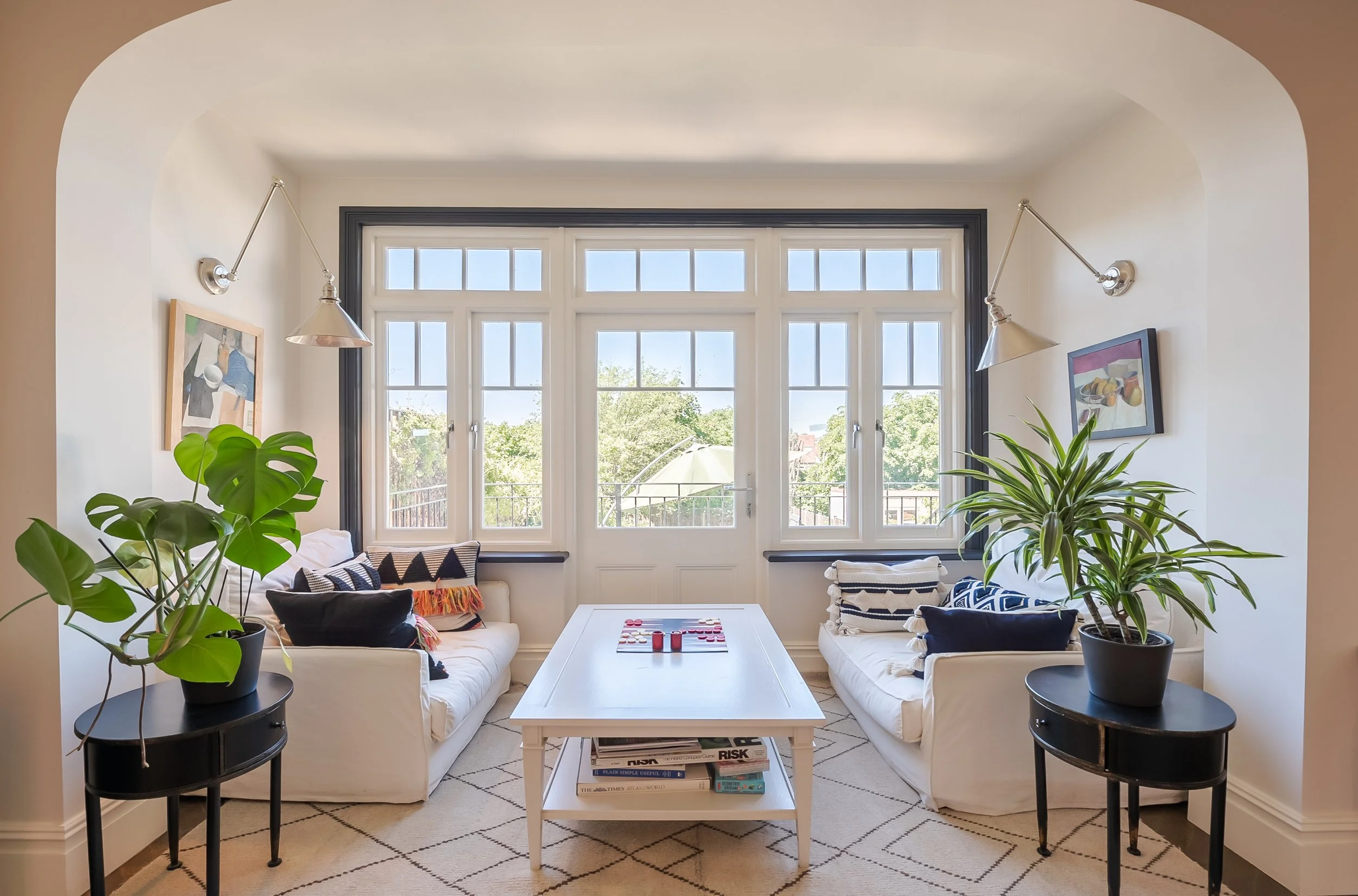 Location Creation: Becmead: open seating .jpg