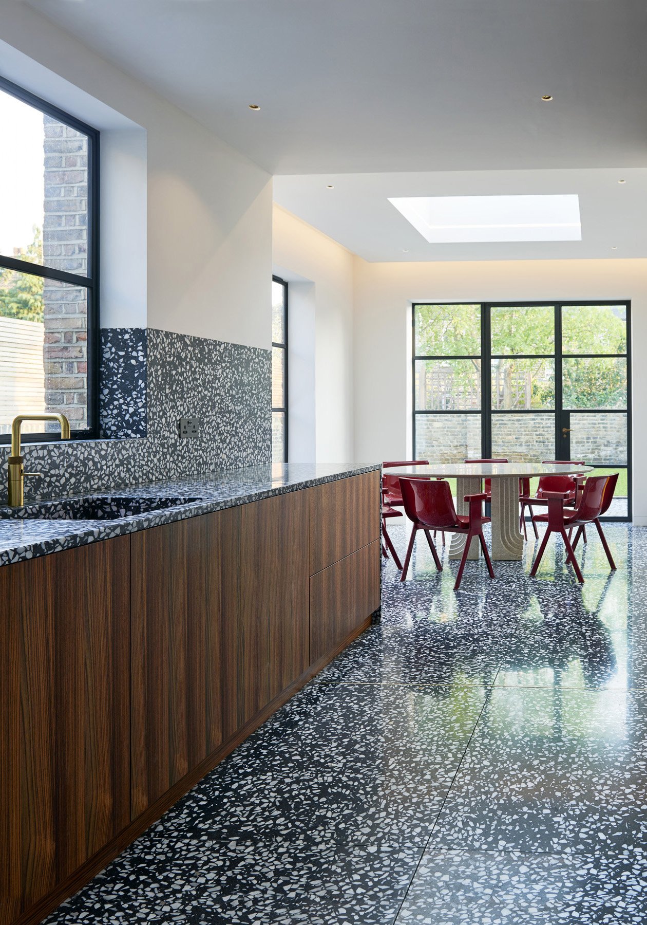 20200403_178 Brooke Road kitchen41096_Fv02 copy 2.jpg