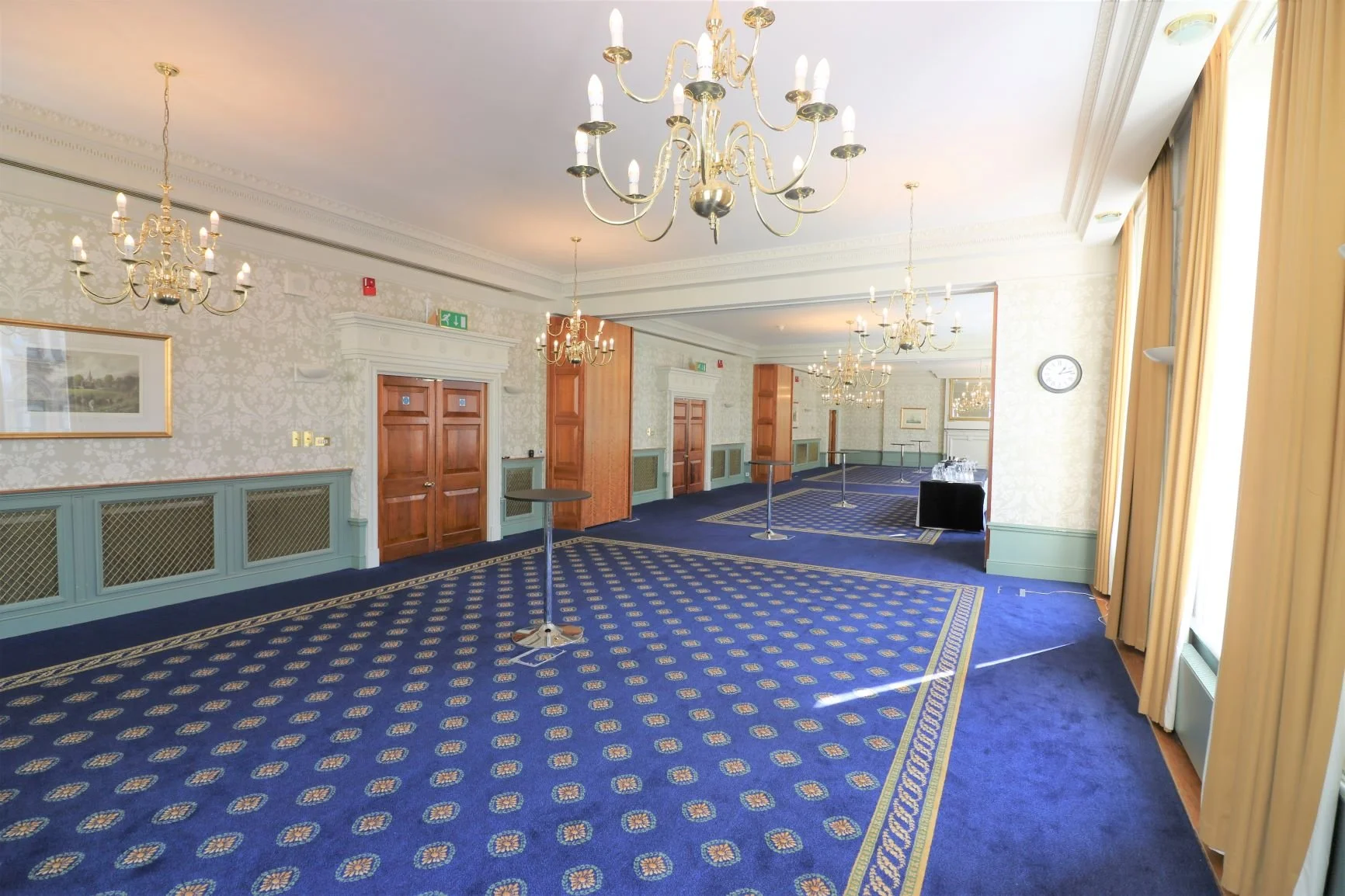 Strand, Fleet and Bell - Reception view from Bell.JPG