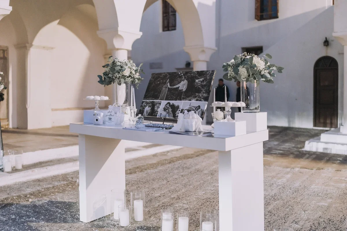 92 wedding wishing table naxos.webp