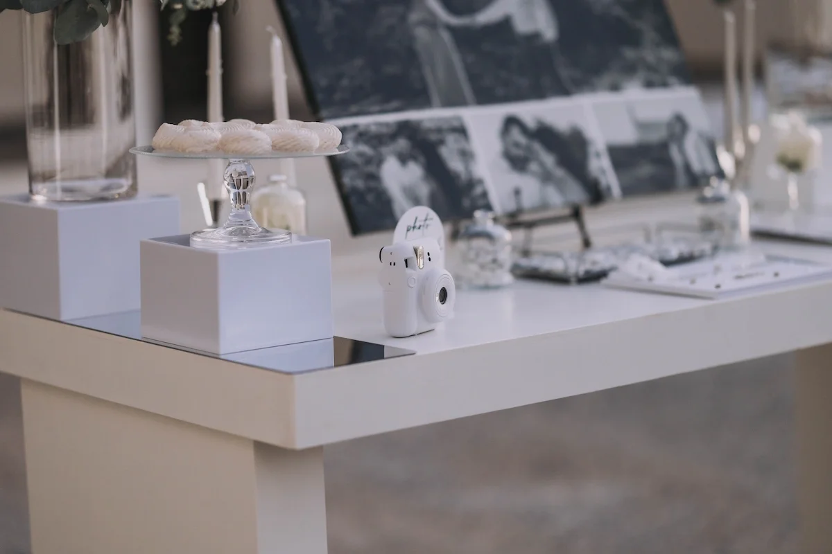 76 wedding wishing table naxos.webp