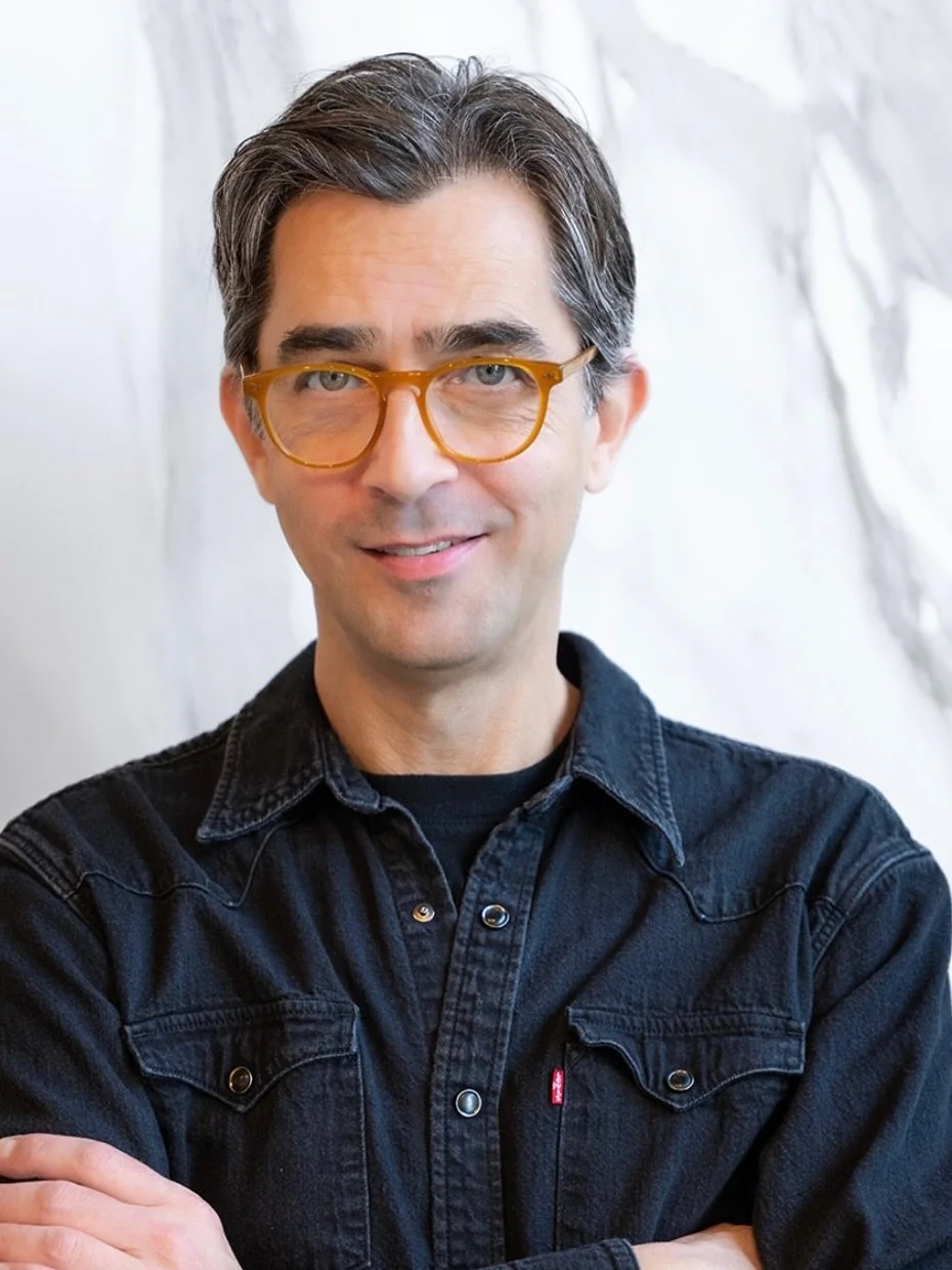 MEET JACK ,
MASTER STYLIST &amp; CUTTING SPECIALIST✂️

Jack Abernethy, originally from Dallas, Texas, began his career during the grunge era at the renowned Toni &amp; Guy salons, quickly rising to their Art Team as an instructor and mentor. A strate