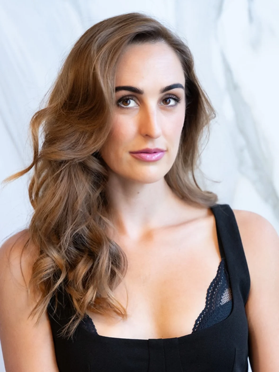 EMILY- STYLIST &amp; COLOR SPECIALIST
Emily Rea&rsquo;s approach behind the chair is rooted in intention, personalization, and long-term hair health. She believes great hair begins with listening - understanding a client&rsquo;s lifestyle, goals, and