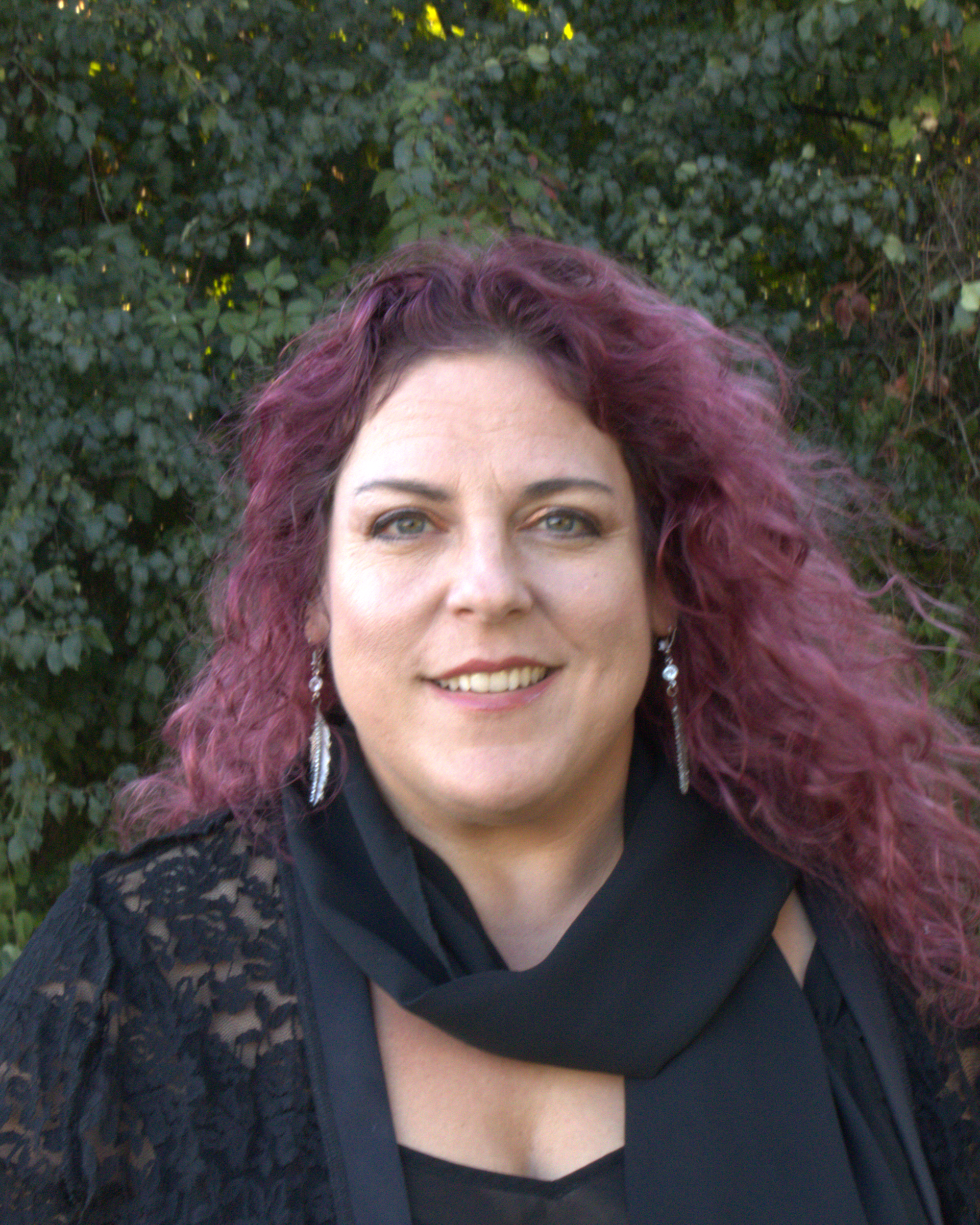 Elizabeth Saunders