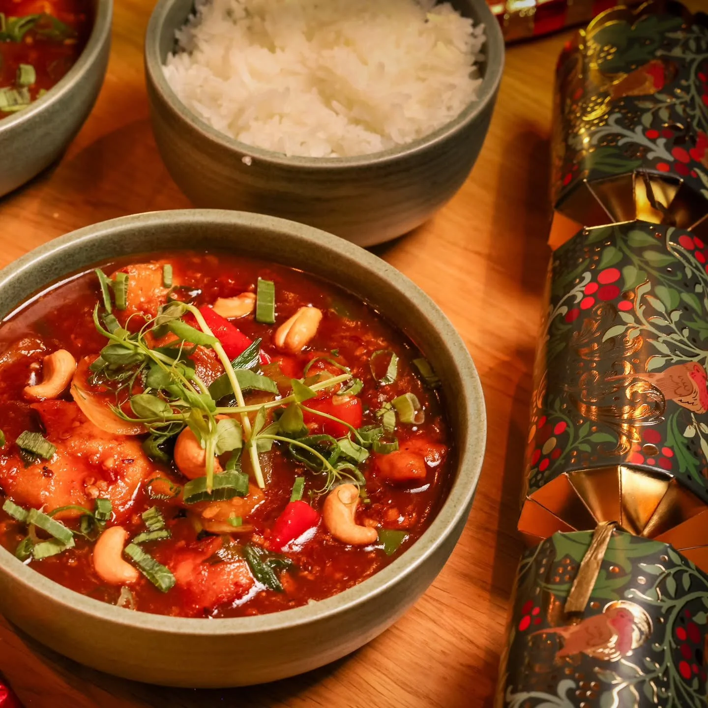 Classic, flavourful, and absolutely irresistible. 

Our Kung Pao Chicken is a must-try! 

Perfect for festive gatherings with friends and family. 🎉✨

🍷 And yes&hellip; don&rsquo;t forget to pair it with our warming mulled wine to make your celebrat