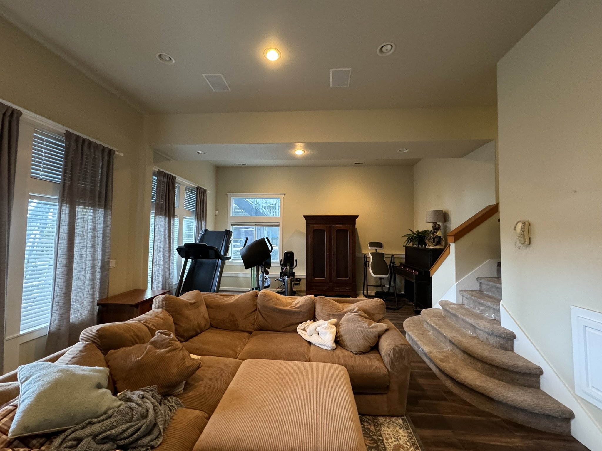 Drywall Plaster Carpenter Woodworking Millwork Restoration Flood Fire Water Damage Remodel Repair Tape Mud Texture Paint Restore Walls Clean Contractor Snohomish Everett Arlington Marysville Camano Harbor Lake Stevens Sedro Wolley Concrete Framing