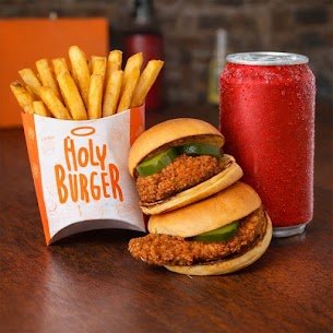 COMBO MEAL – 2 CHICKEN SLIDERS, FRIES &amp; POLAR SODA!