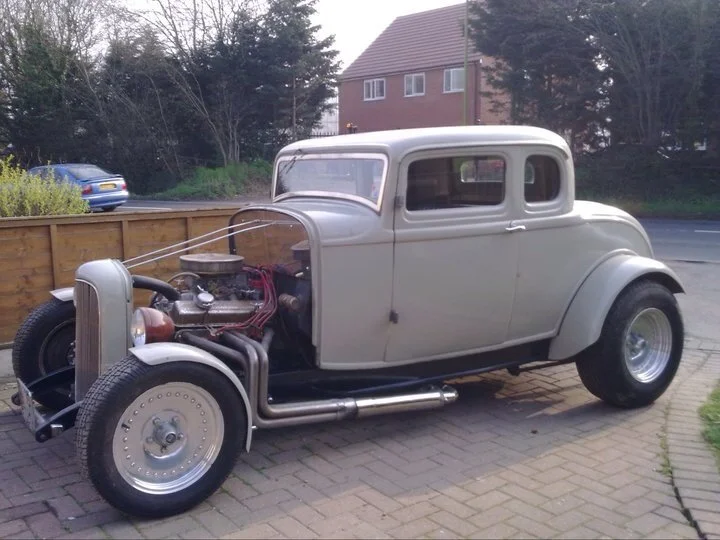 1932 Ford Deuce Coupe Hotrod.JPG