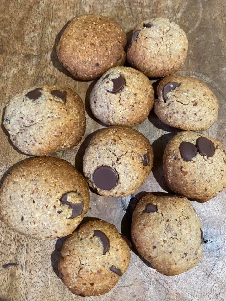 Simple, Paleo Choc Chip Cookies