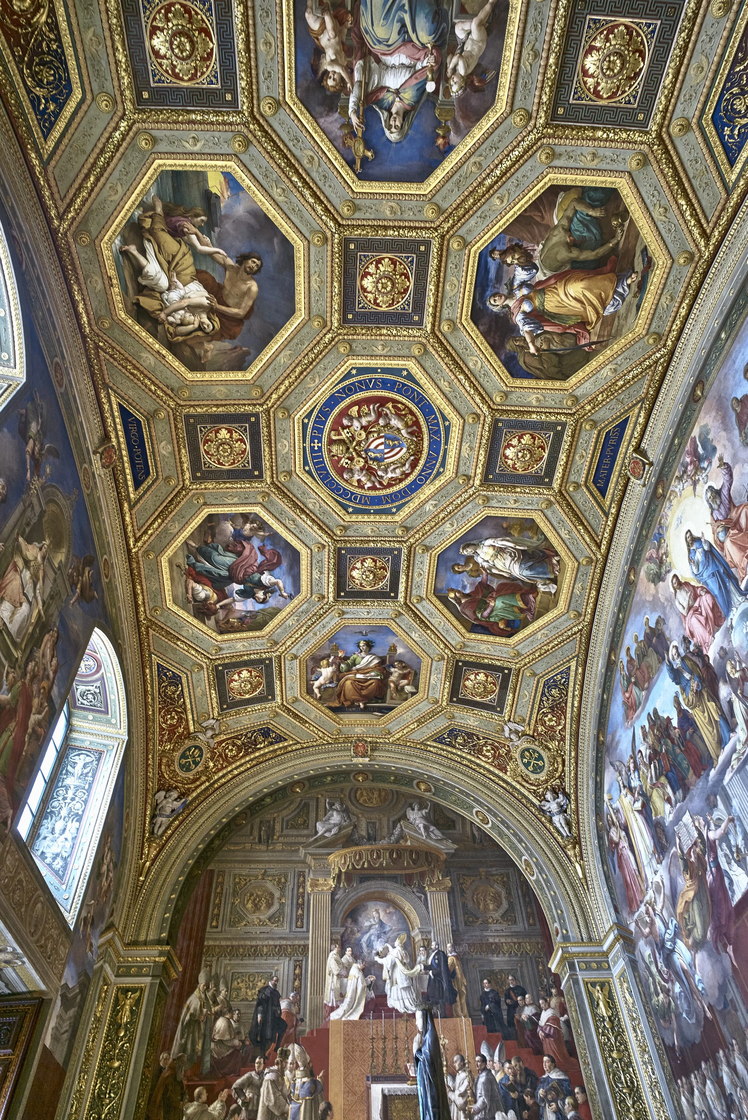 Ceiling.jpg
