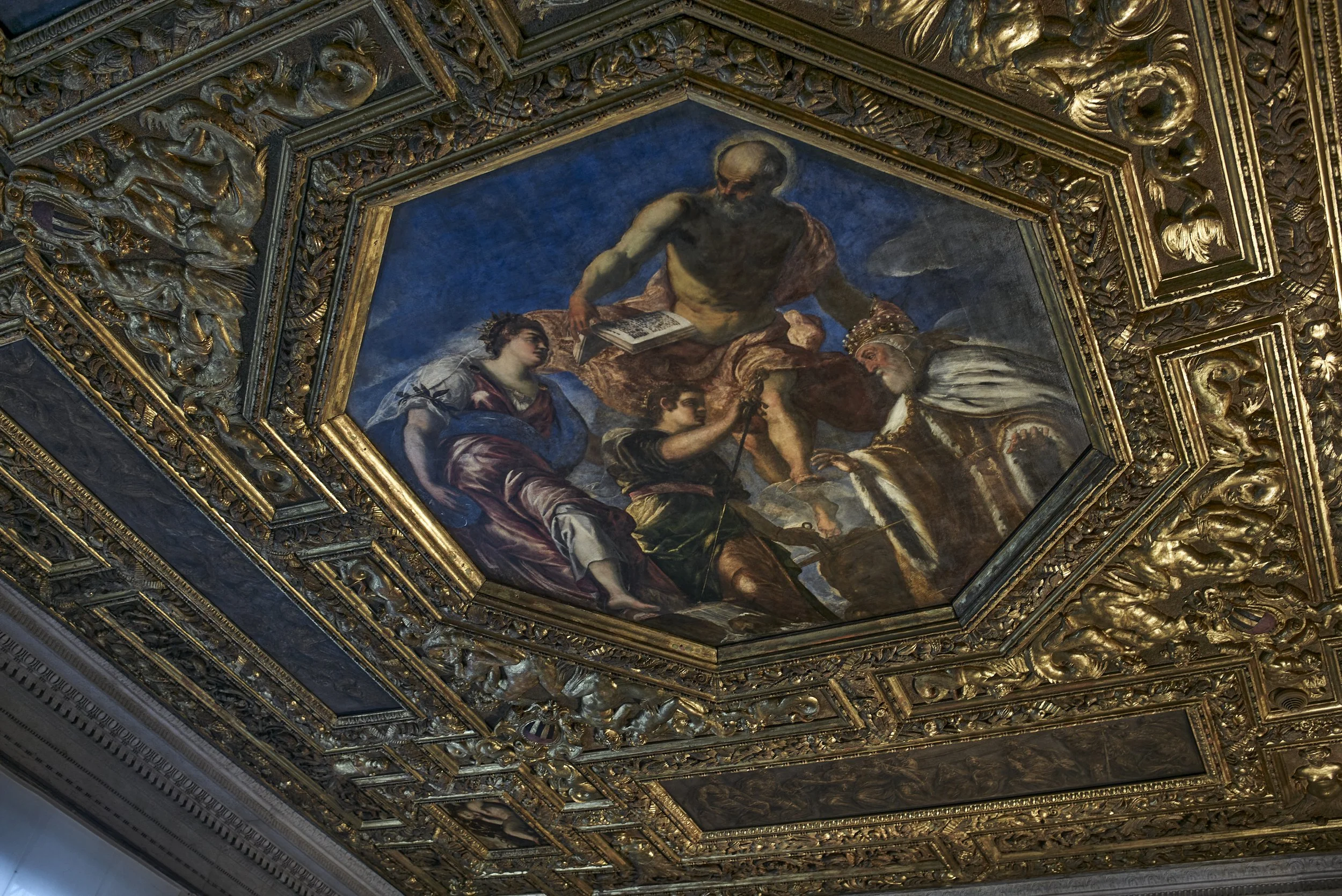 Ceiling Detail.jpg