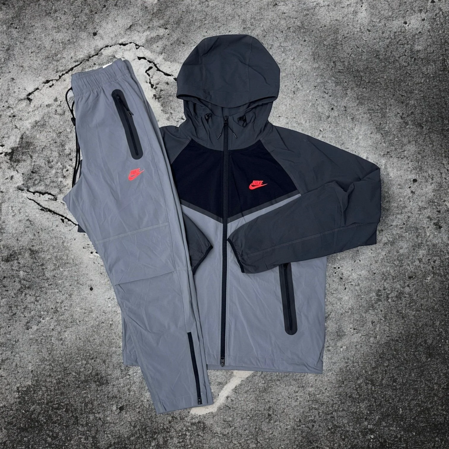 Nike Tech Tracksuit (Black/Grey/Red)