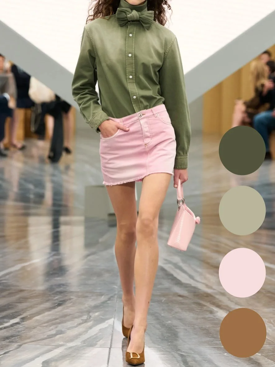 Colour combinations taking up all the real estate in my mind. 

@jonathan.anderson for @dior is a 🤌🏻