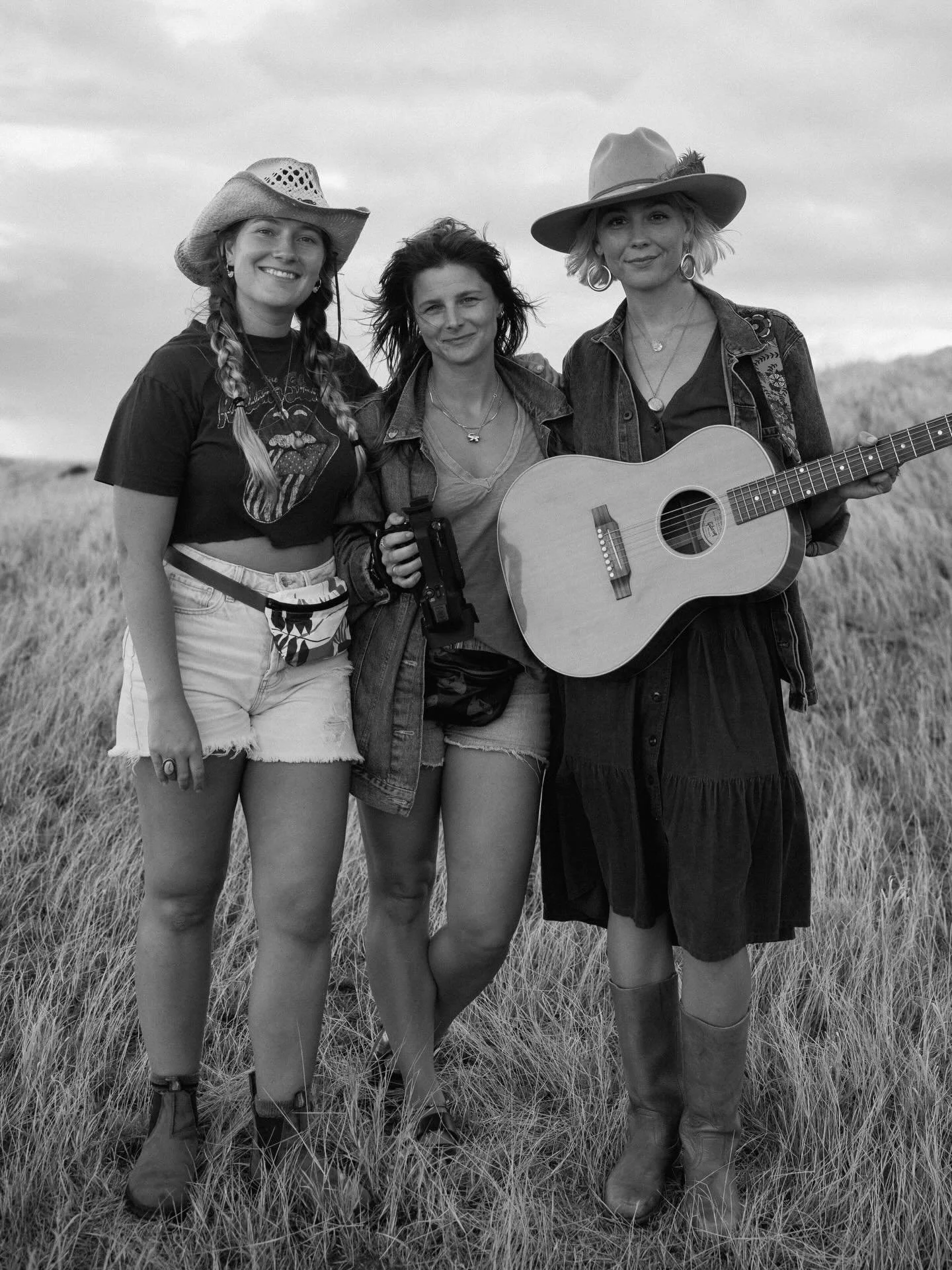 Y&rsquo;all liked these stories so much they needed a permanent home ✌🏼

Go stream @desert_hollow new album &ldquo;Music for the Folks&rdquo; now out everywhere 🎶

I can&rsquo;t explain the joy I have witnessing my friends put in the hard work for 