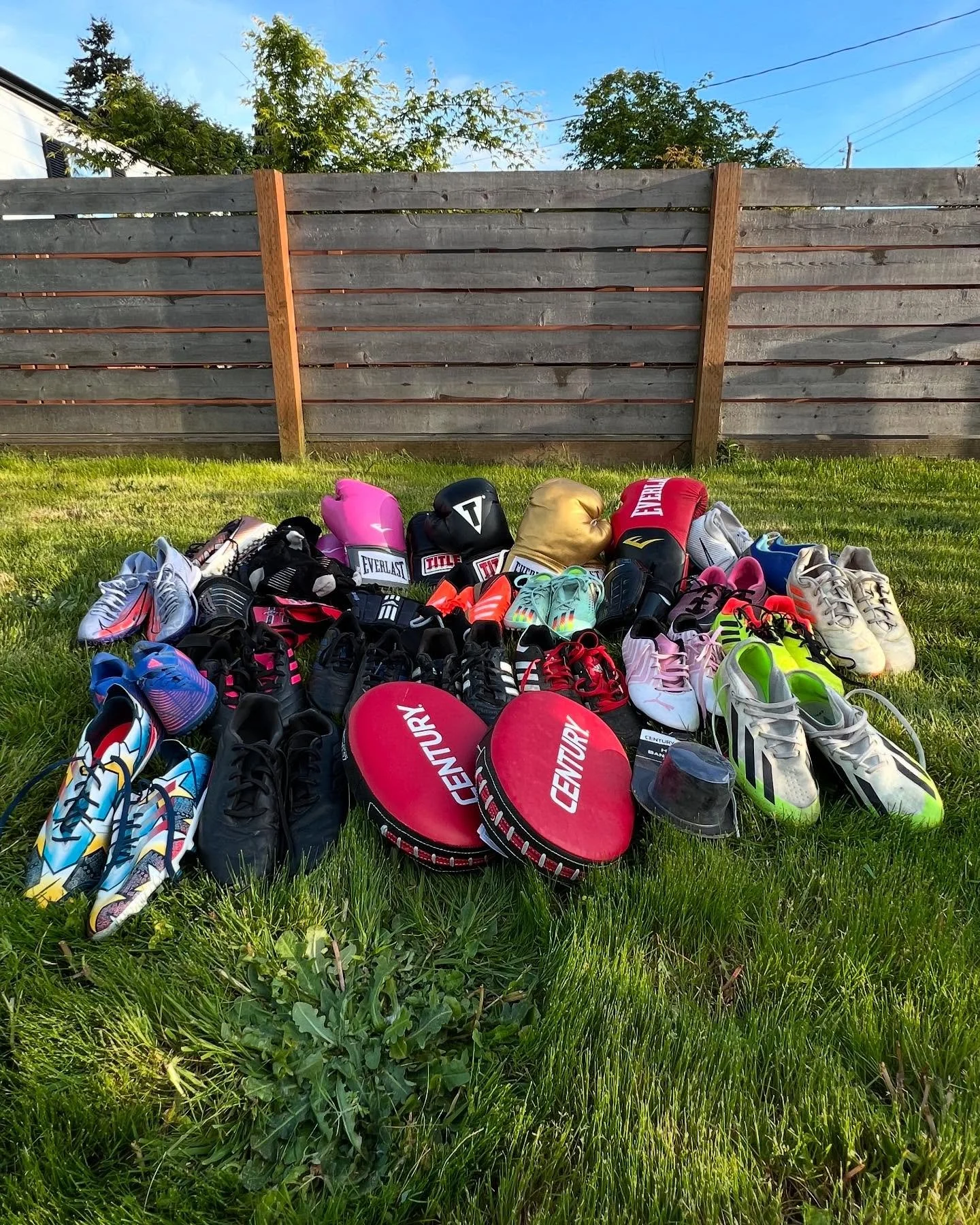 It takes both sides of the world to make Tacos for Ticos work&mdash;the donations that come from the U.S. and the team in Costa Rica that helps distribute them.

Today, during our local community&rsquo;s big garage sale day, we collected 22 pairs of 