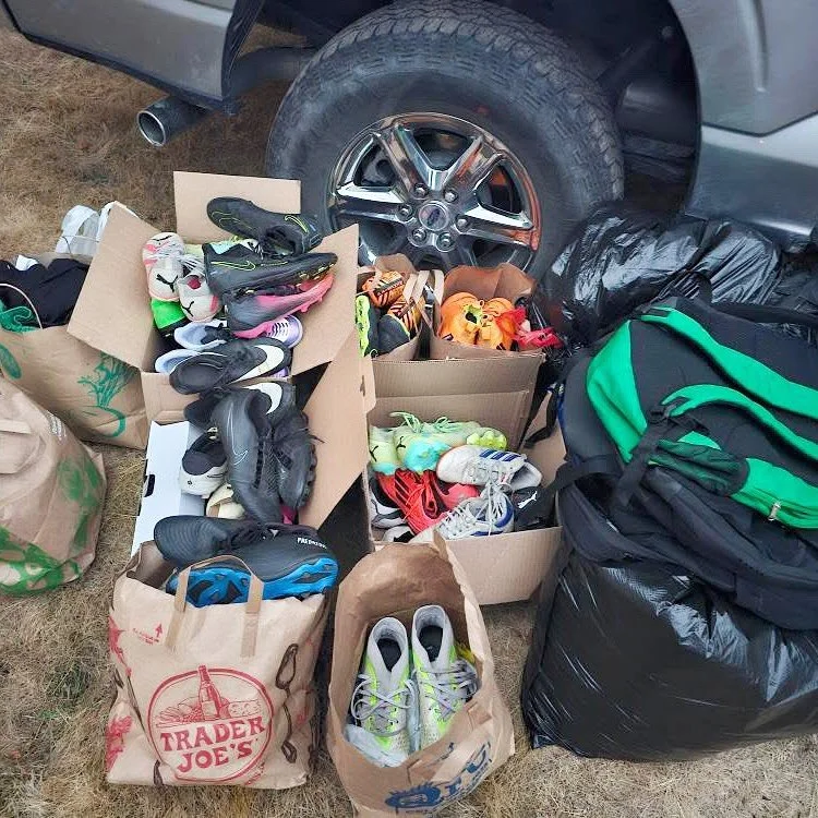 Big thanks to Megan Sun for donating 57 pairs of cleats plus a pile of jerseys and gear yesterday &mdash; helping more kids get on the field.

#f&uacute;tbol #soccer #tacosforticos