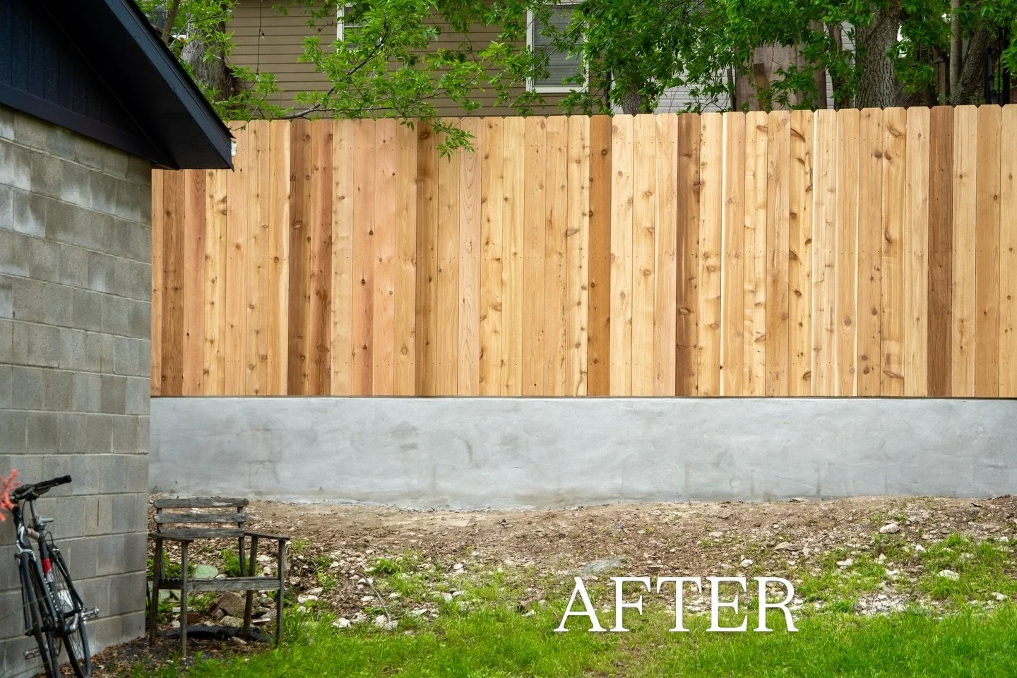 This before and after is. 🤯

If you&rsquo;ve ever thought a fence is just a fence&hellip;here&rsquo;s some proof that it can be a total glow up.

This Austin, TX yard had a shared property line that needed some serious retaining and that old chain l