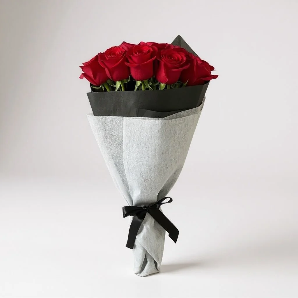 Love is in the details 🤍
Only two more days to order for Valentine&rsquo;s Day.

If you&rsquo;re shopping last minute, we&rsquo;ll be at Eat Street
Friday 13th &amp; Saturday 14th ✨
Made with love, always.