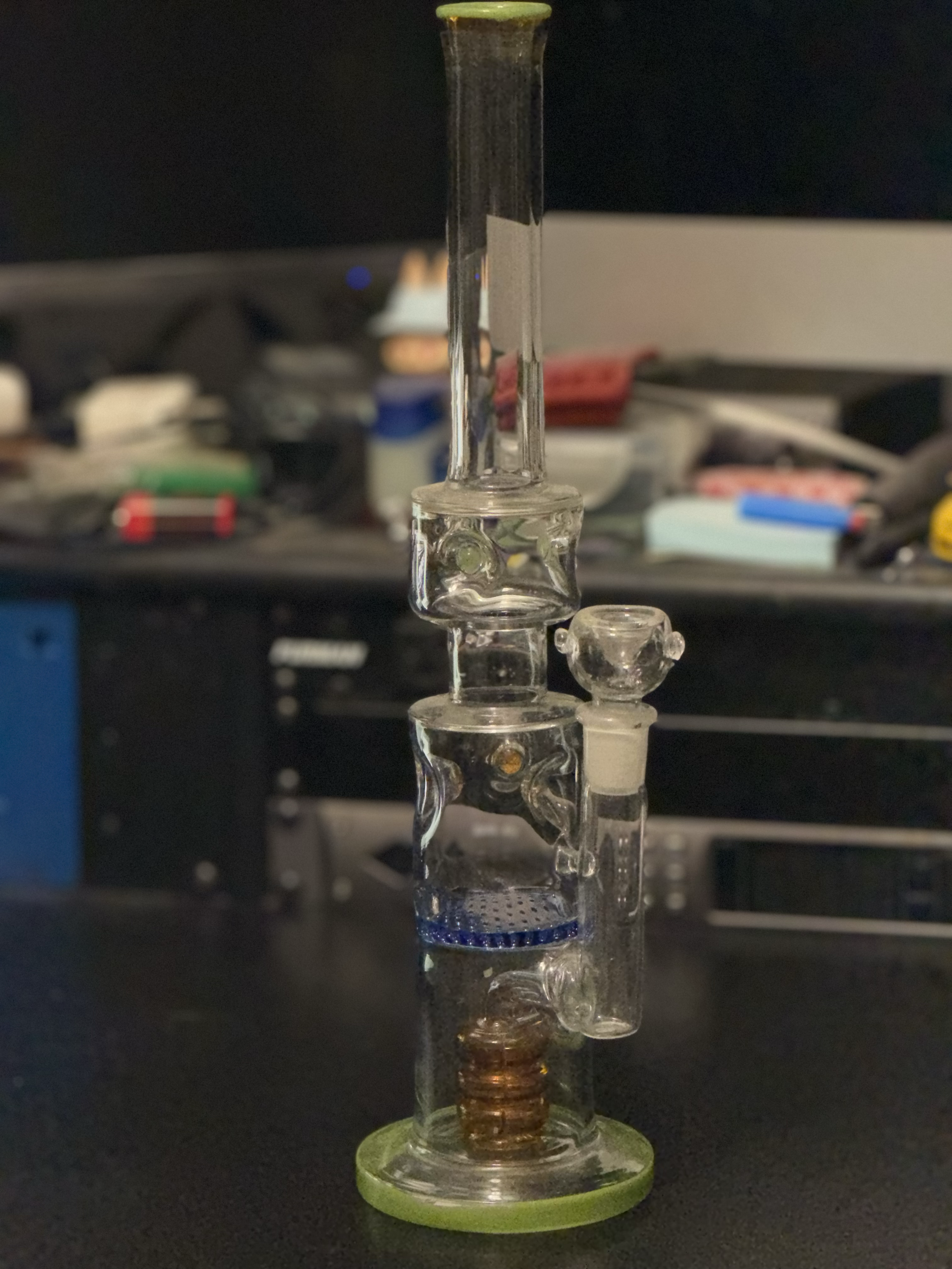 15" Glass Bong - (Ticket - 8218443)