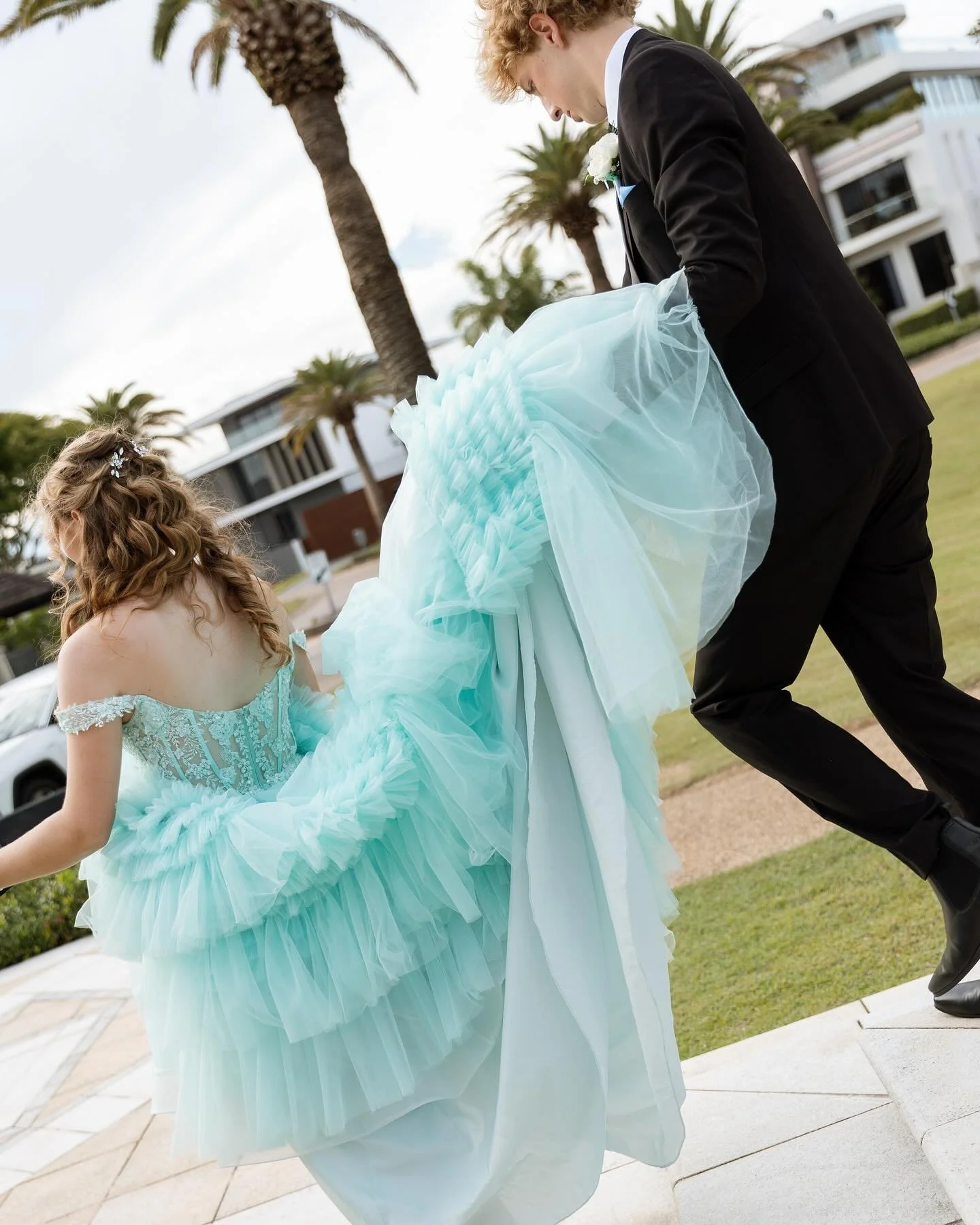 Formal photos but make it classy 🩵