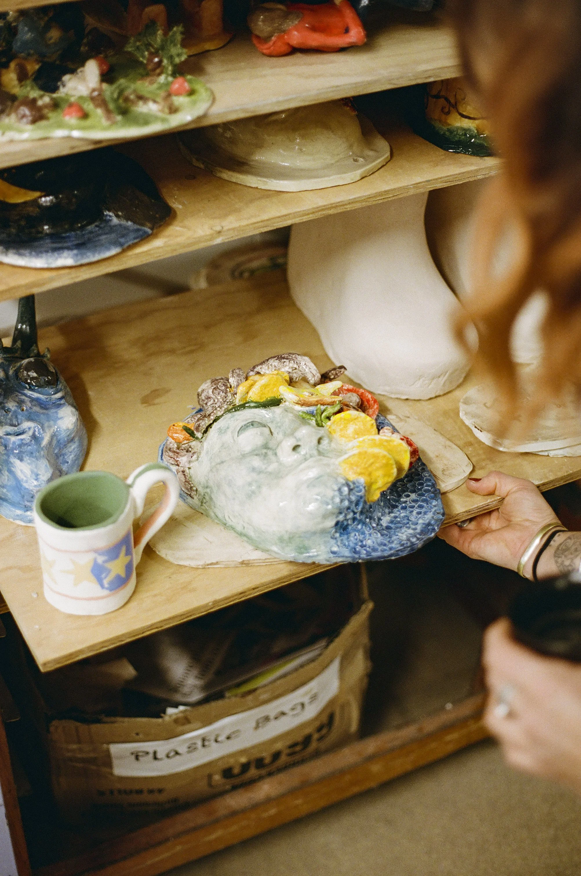 Portra400.Canon1V.JoyFosterPotteryClass.10.jpg
