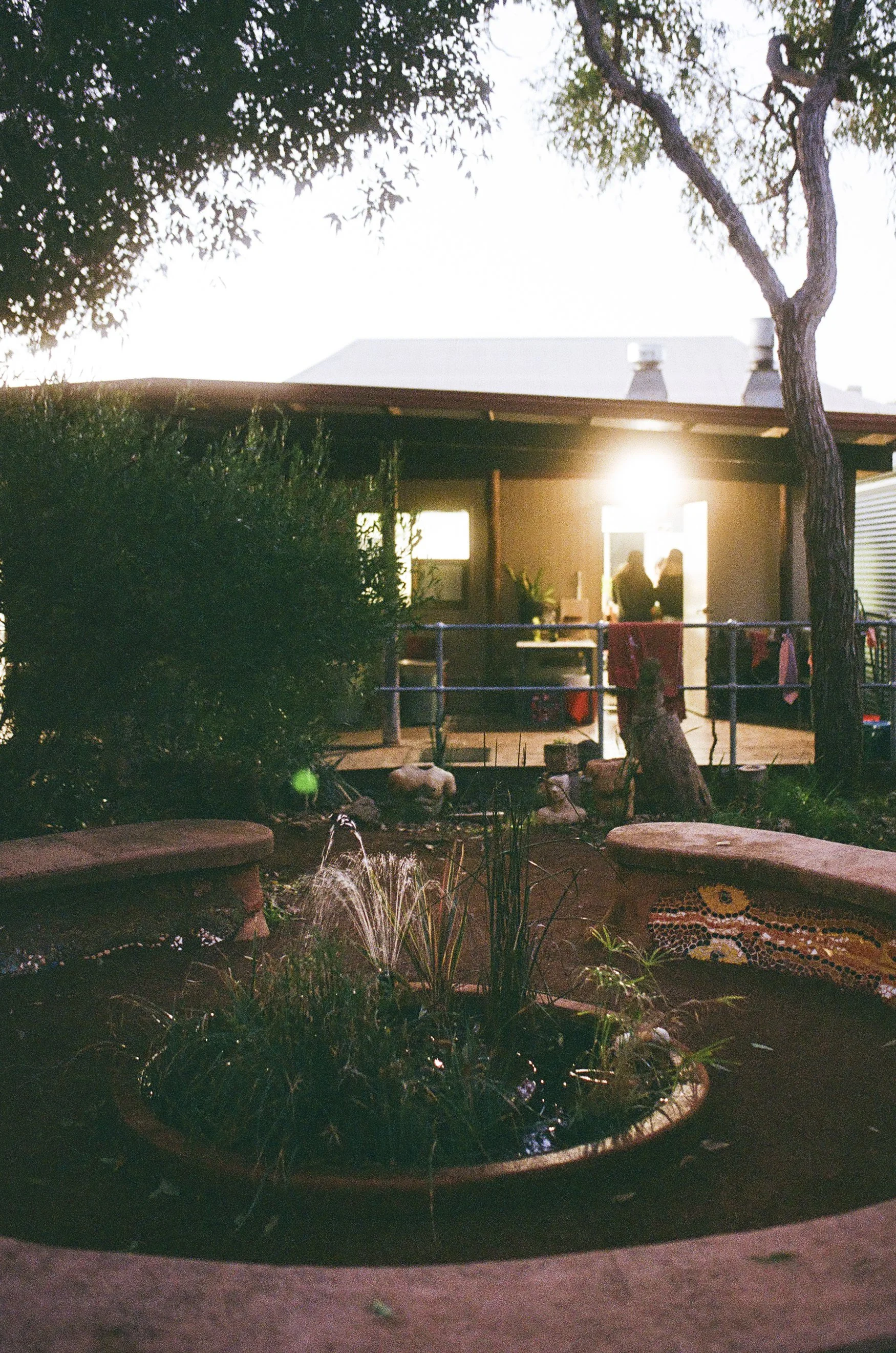 Portra400.Canon1V.JoyFosterPotteryClass.3.jpg