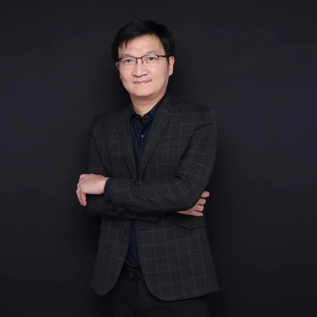 Dr. Phanunan Sasiprapha