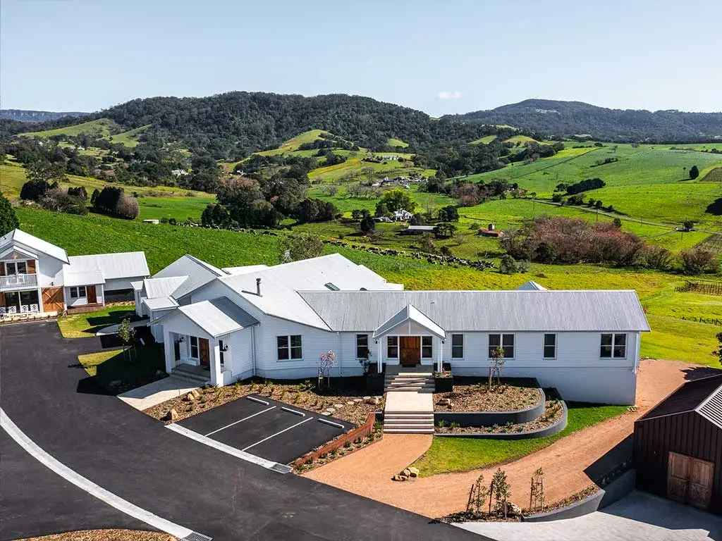  Crooked River Estate