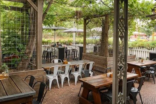 Food and Farm Dining