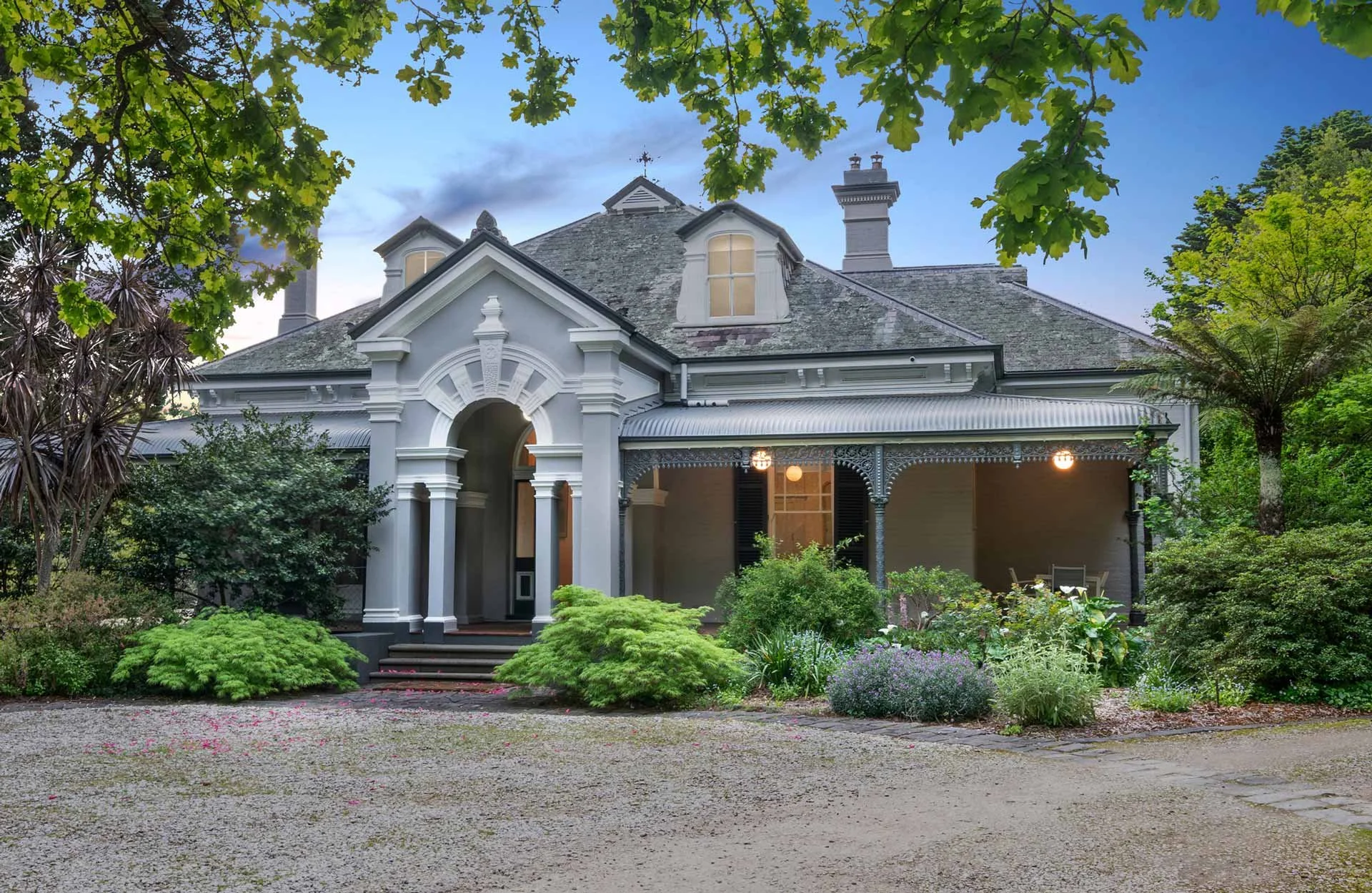 Earlsbrae Estate Corporate Itinerary