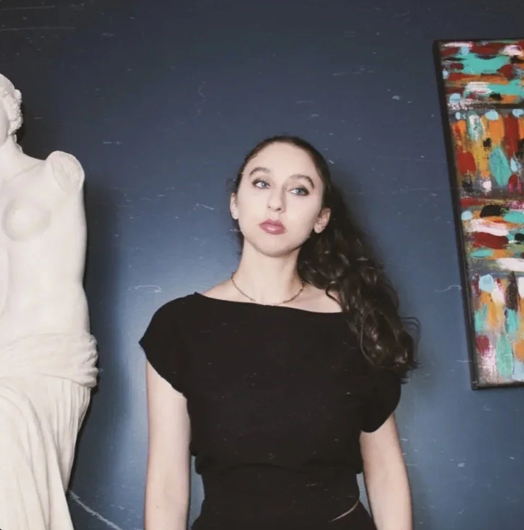 Isabelle Gitlin — “Running Circles”