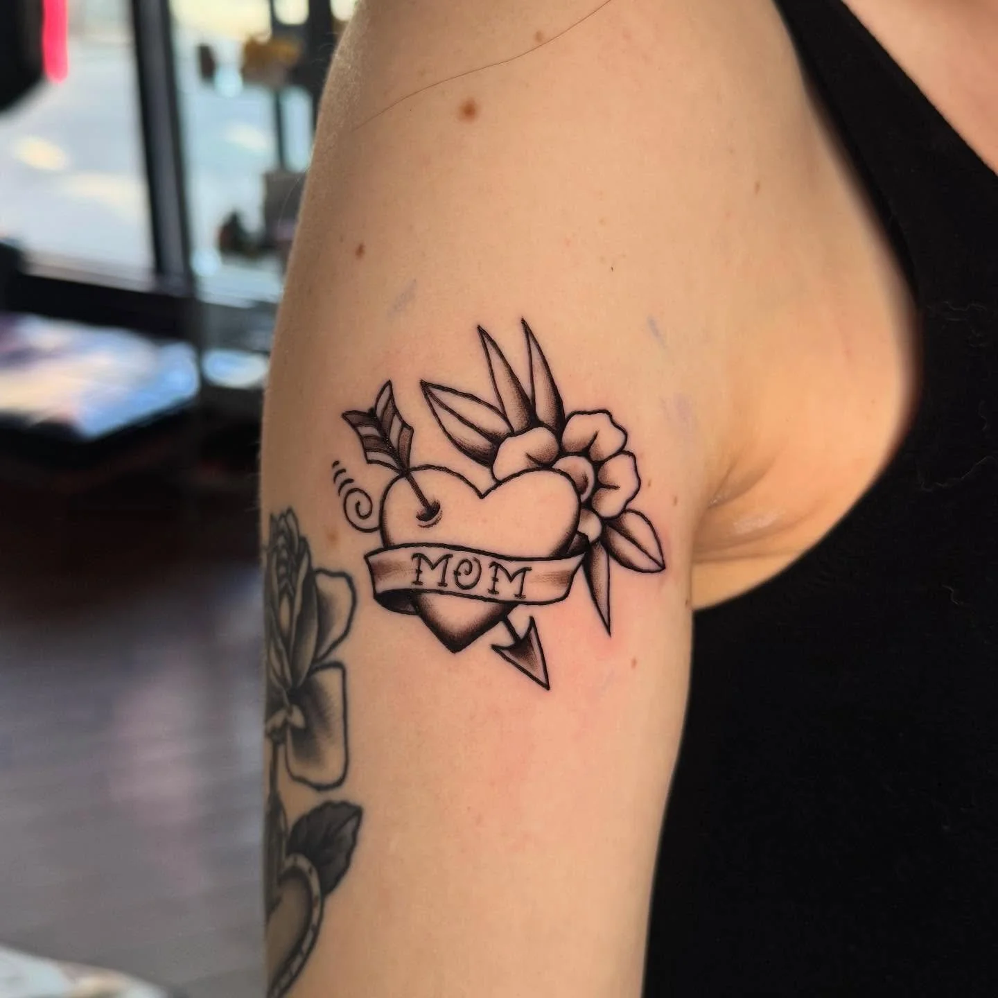 ❤️ HAPPY VALENTINES DAY EVERYONE ❤️
GO TELL YOUR MOM YOU LOVE HERE
&bull;
Thank you to everyone that stopped in yesterday for Friday the 13th. Had a blast tattooing you all.
Heres a few fun ones from the flash event
&bull;
Hope you all have a love fi