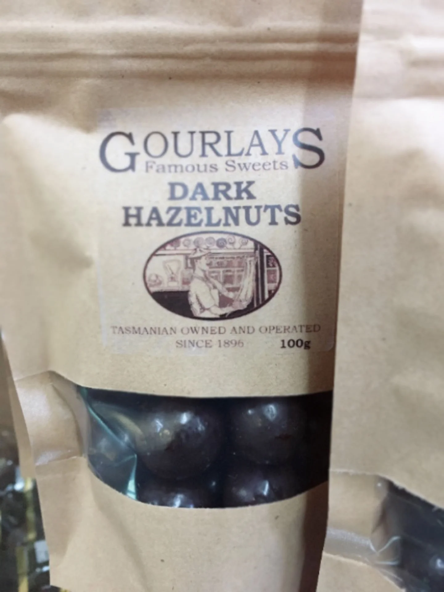 Chocolate- Covered Nuts in Eco Pouch 100g 5.jpg