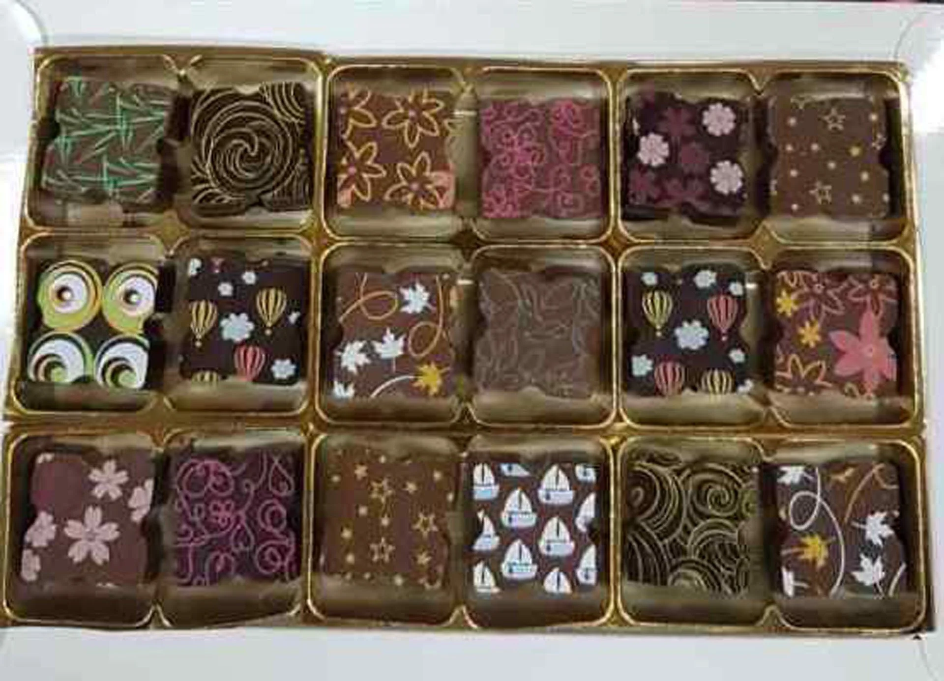 Schnapps Assortment 15 3.jpg