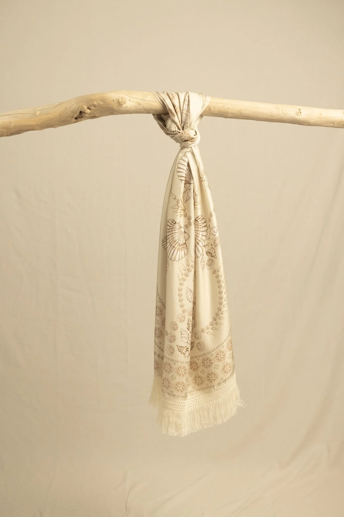 DEV26NEMI03 Riva ~ Sarong 2.jpg