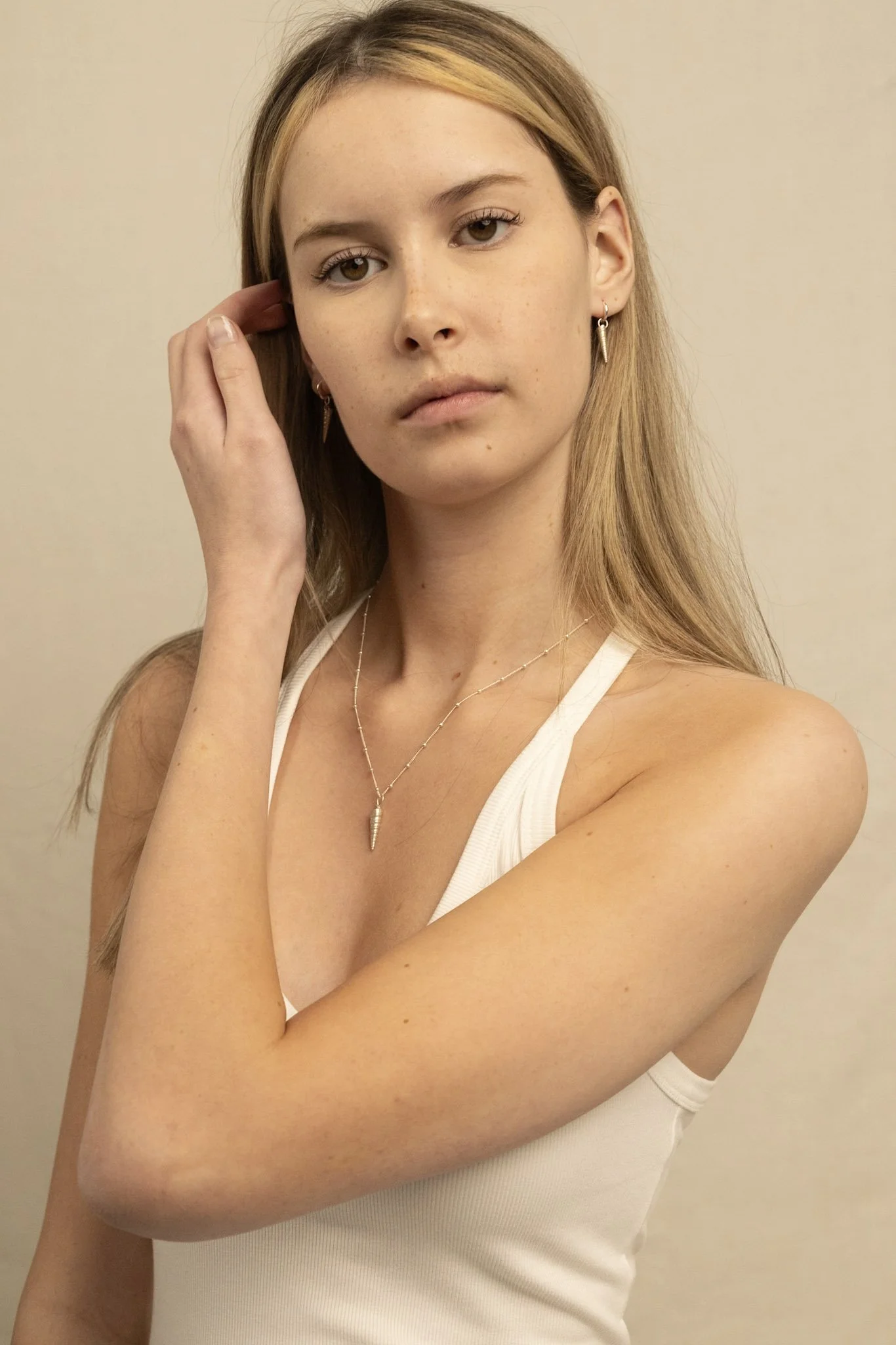 DEV26NEMI22 Ceto ~ shell pendant necklace SLV 7.jpg