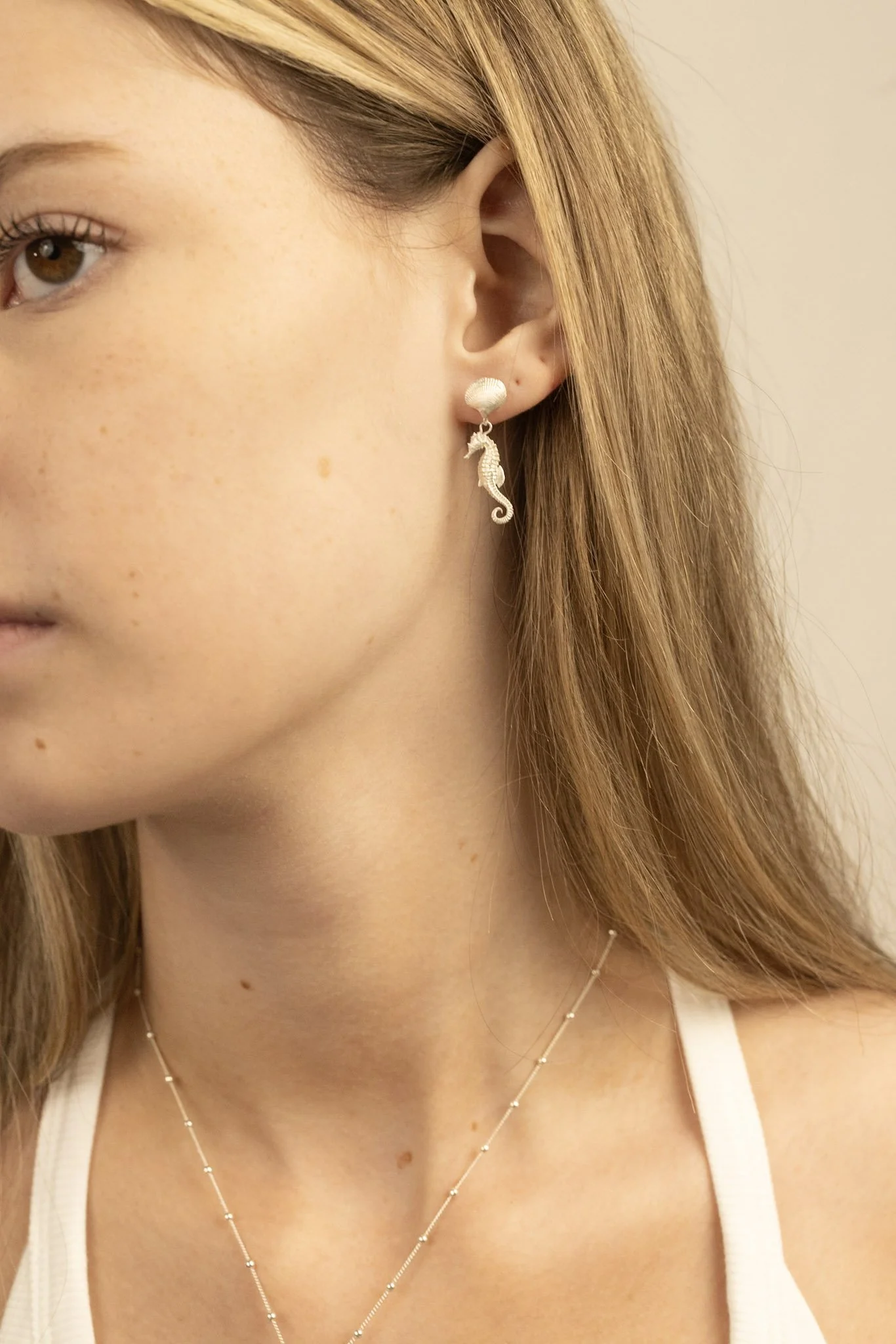 DEV26NEMI12 Isla ~ seahorse drops SLV 5.jpg