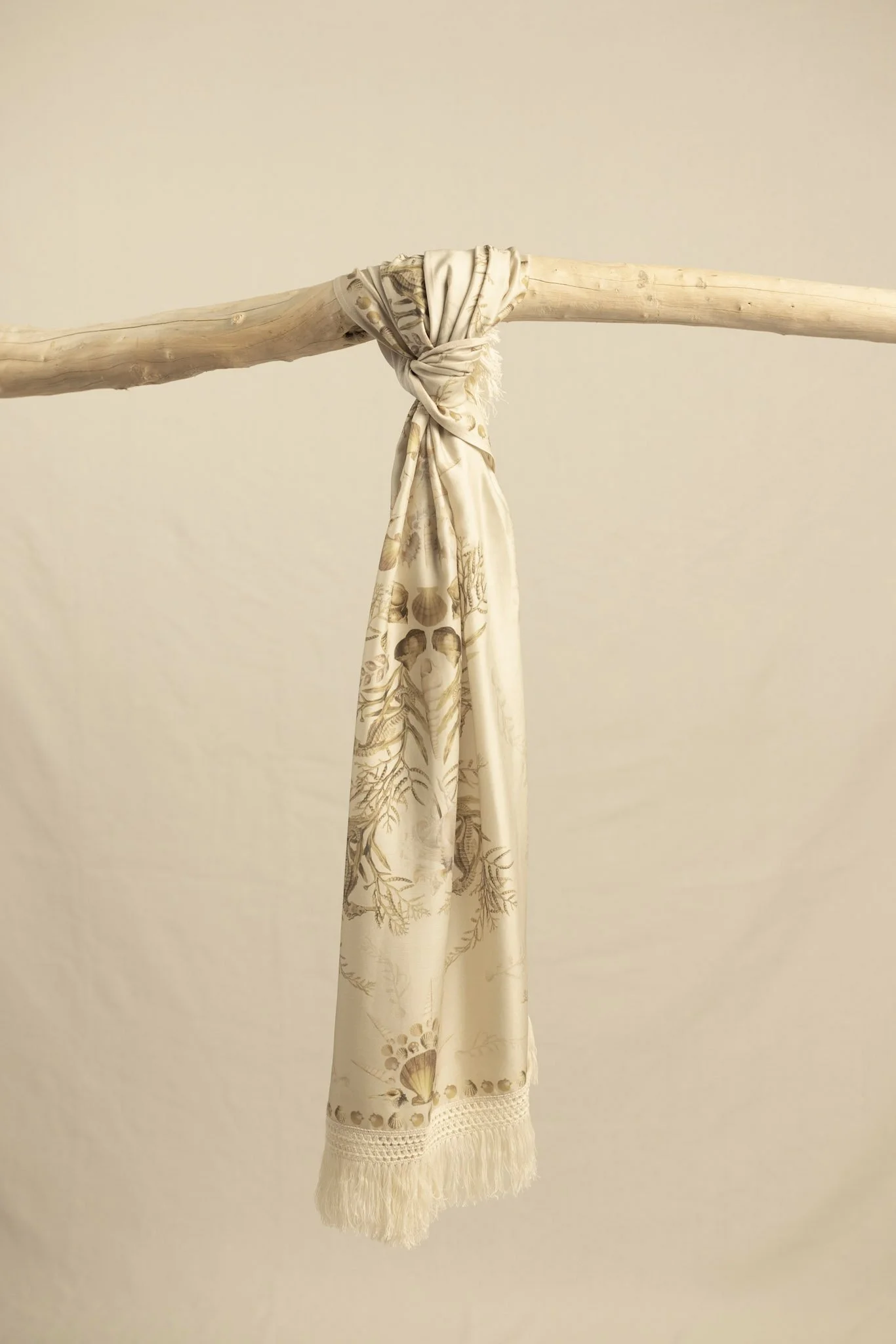 DEV26NEMI02 Mira ~ Sarong 2.jpg