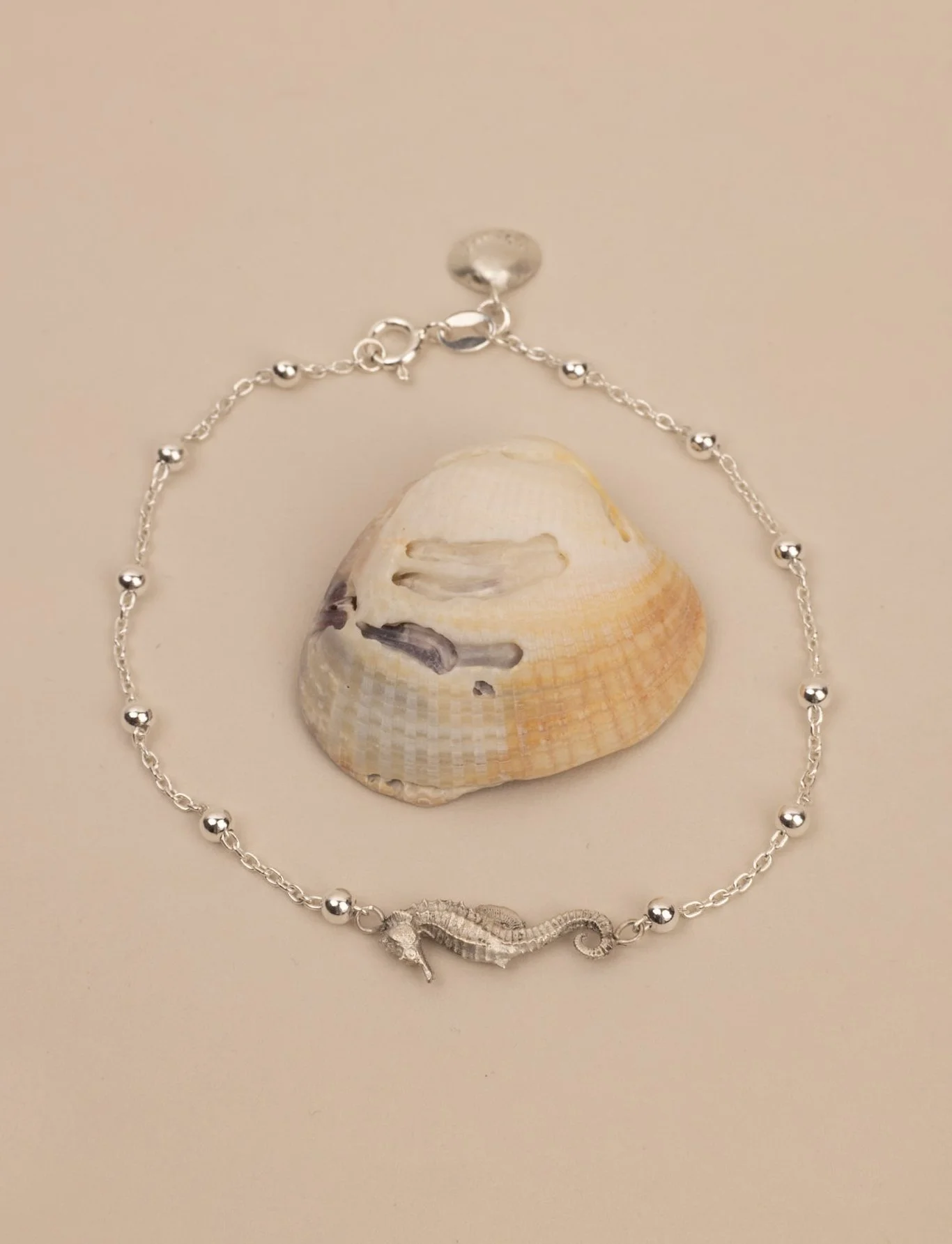 DEV26NEMI18 Nova ~ seahorse bracelet SLV 2.jpg