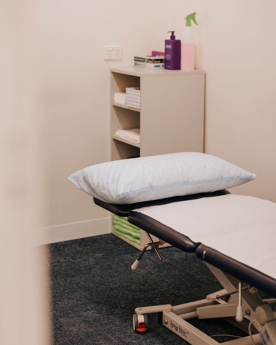 At LifeFit Physio, it&rsquo;s all about creating a space where you can feel relaxed and supported during your recovery journey. Whether you&rsquo;re here for treatment or just a check-up, comfort is key. 💚

Book your appointment with us today &mdash