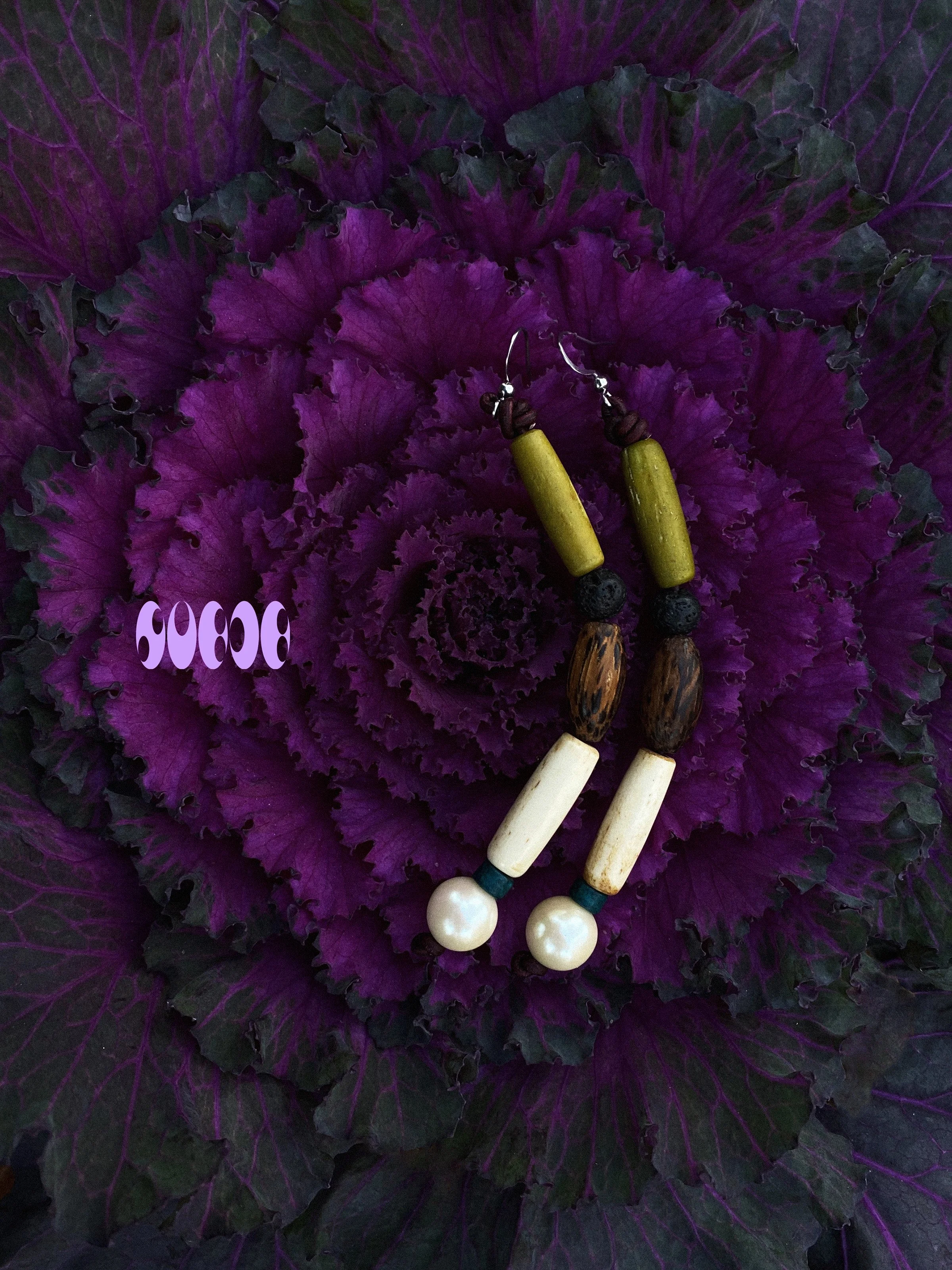 Nusa Earrings Ad 1.jpg