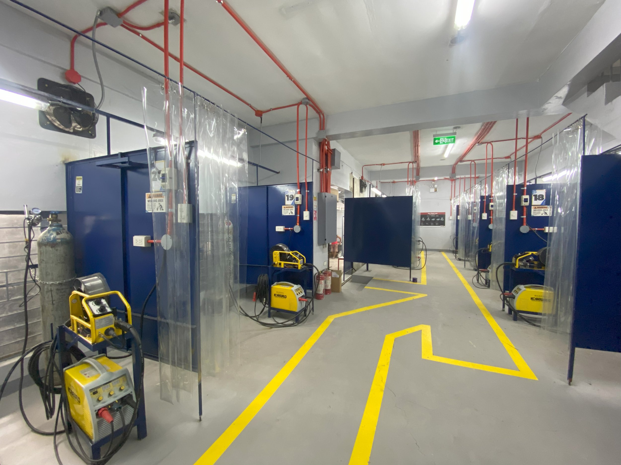 WELDING BOOTH R2.jpg