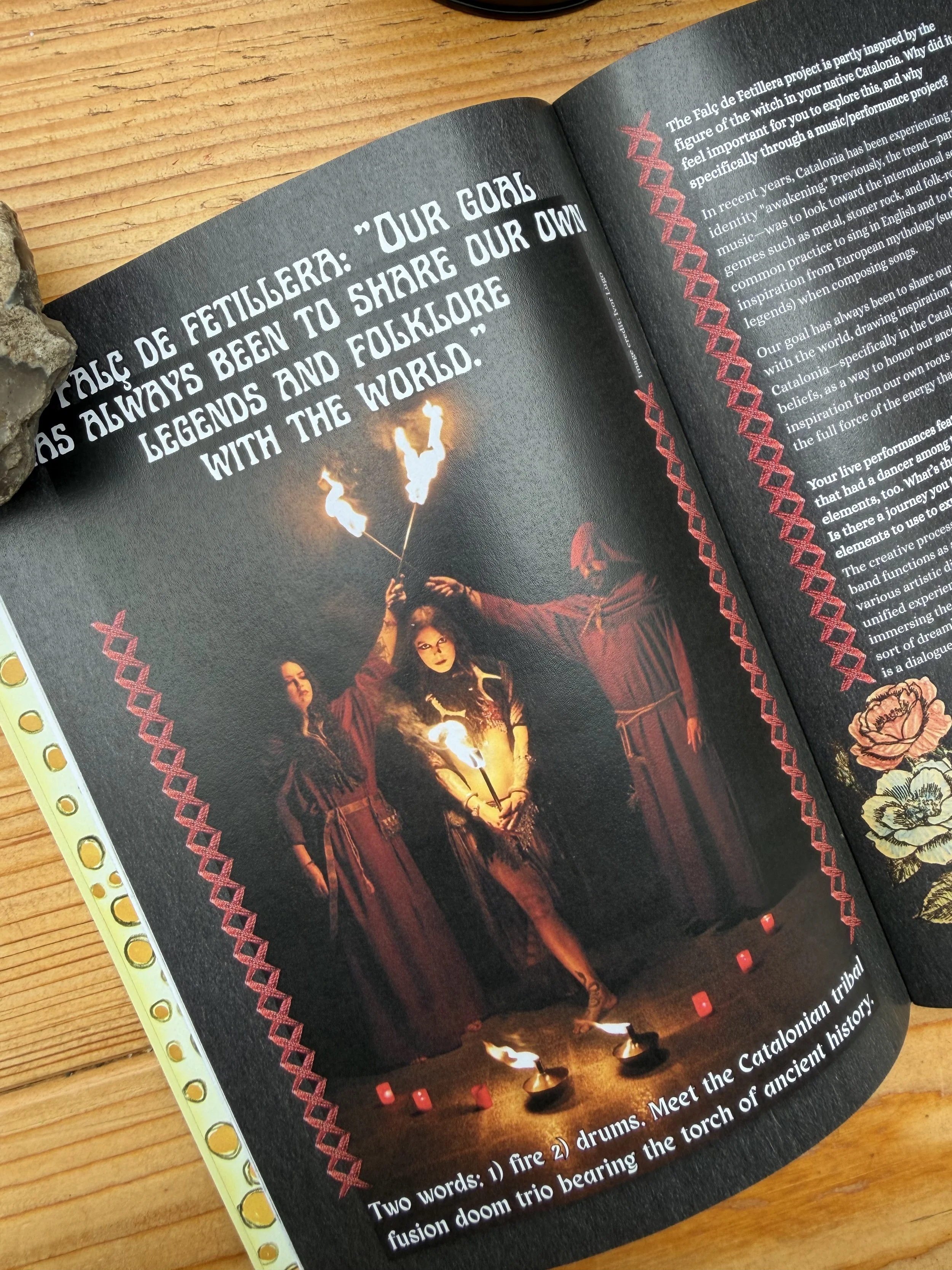 print issue 4 - cover page of falç de fetillera interview