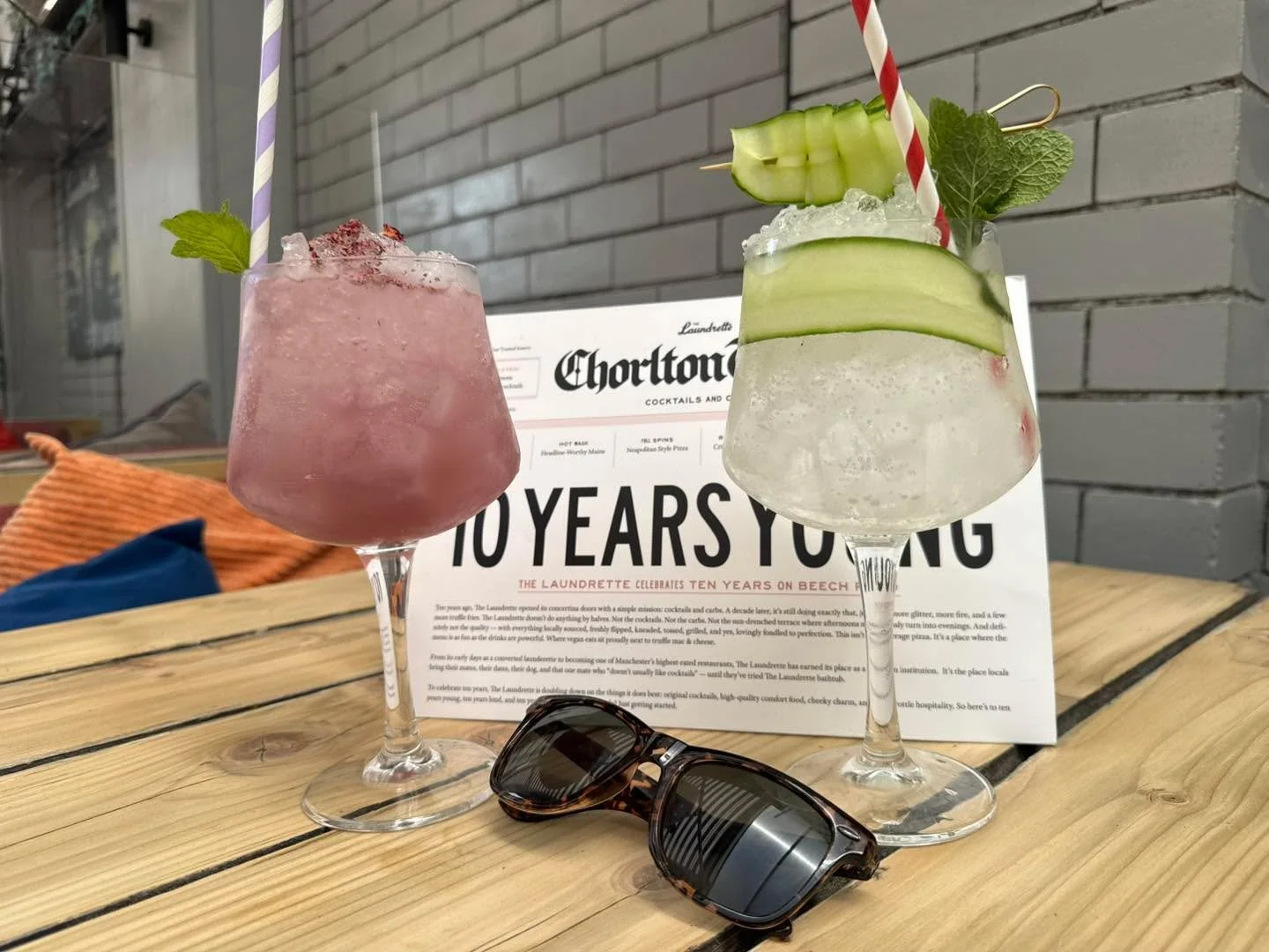 Afternoon cocktails, enjoying the sun, at the the_laundrette Chorlton. #food #weekendvibes #cocktails #sundayfunday #northwest #chorlton #manchester #summertime #summer #summervibes🌴  #summervibes #weekend