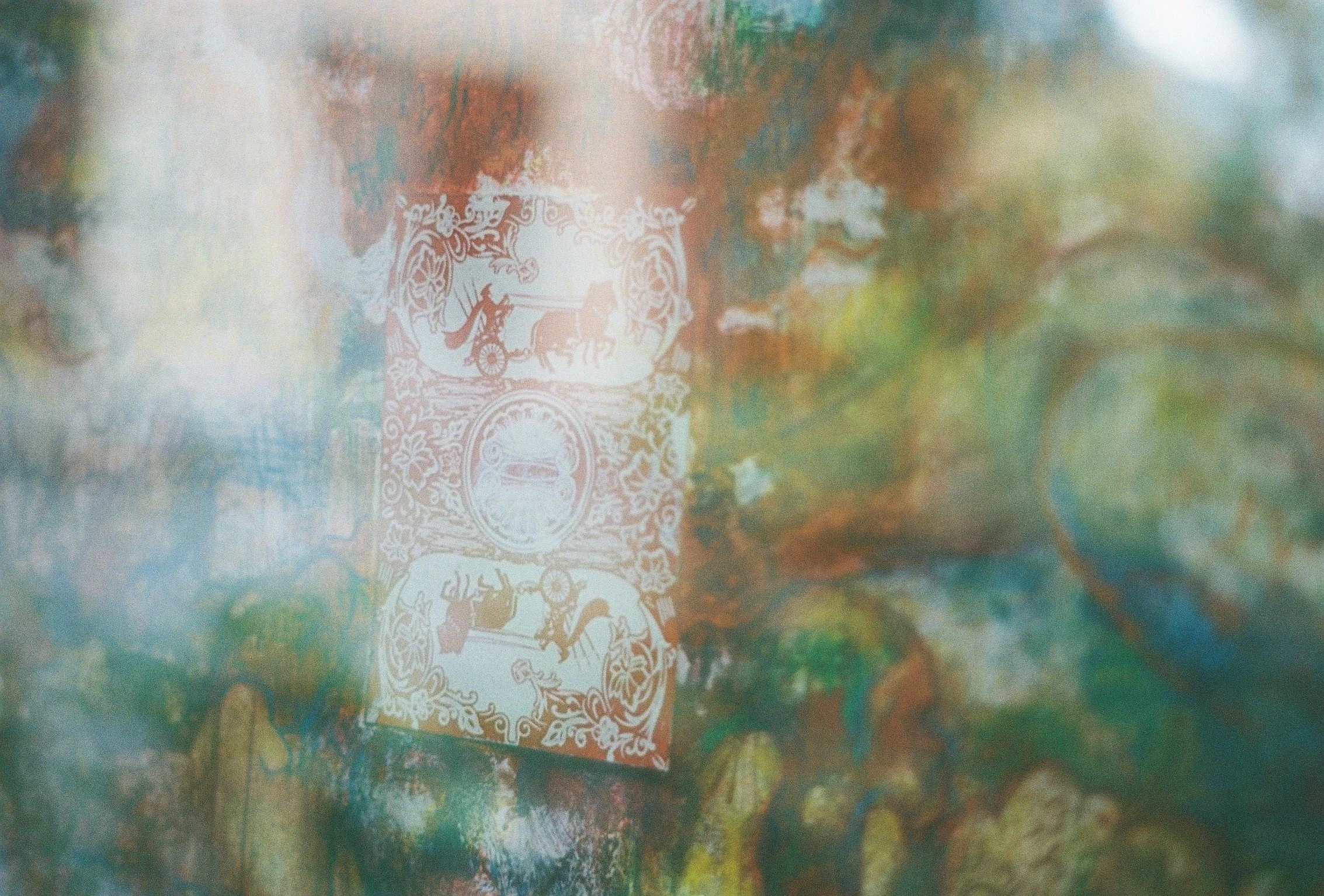 故郷 - Pueblo natal, Atardecer de verano después de la tormenta / Homeland, Summer sunset after the storm, 2025. Original photograph printed on voile fabric - 110 × 70. Photo: Hanako Nakane (c)
